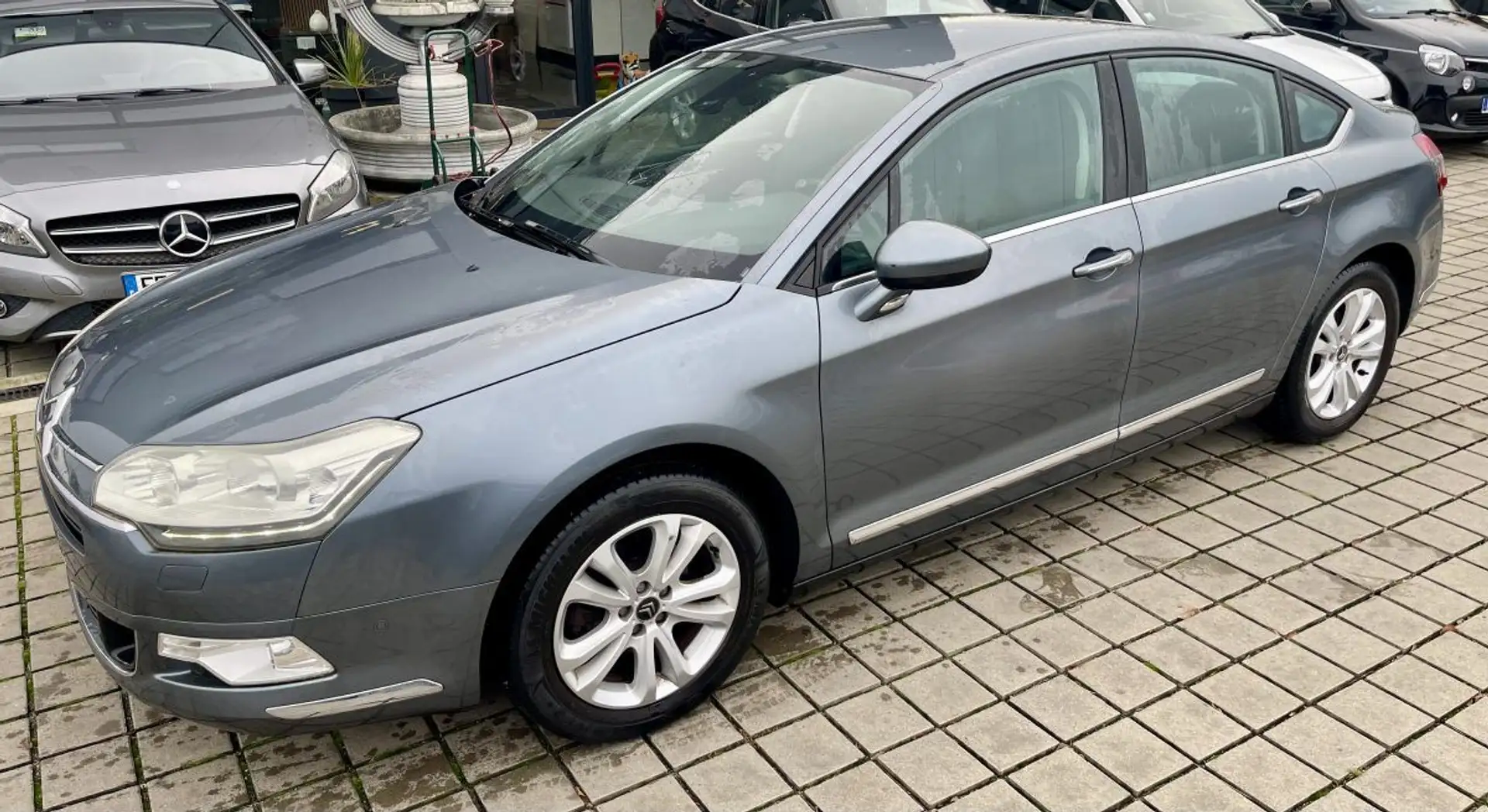 Citroen C5 1.6 HDi110 Millenium Grijs - 2