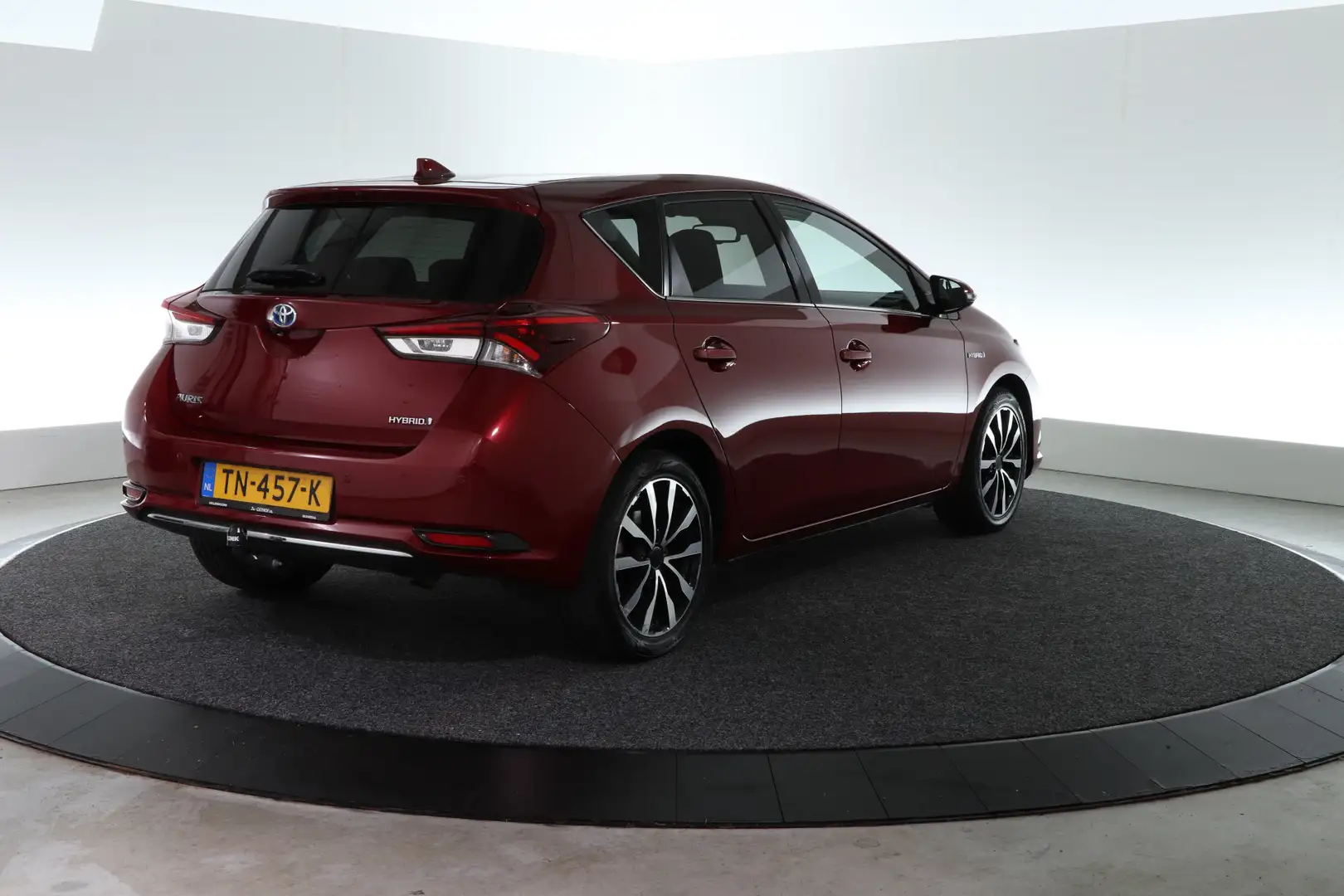Toyota Auris 1.8 Hybrid Energy Plus | TREKHAAK | CAMERA | Rood - 2