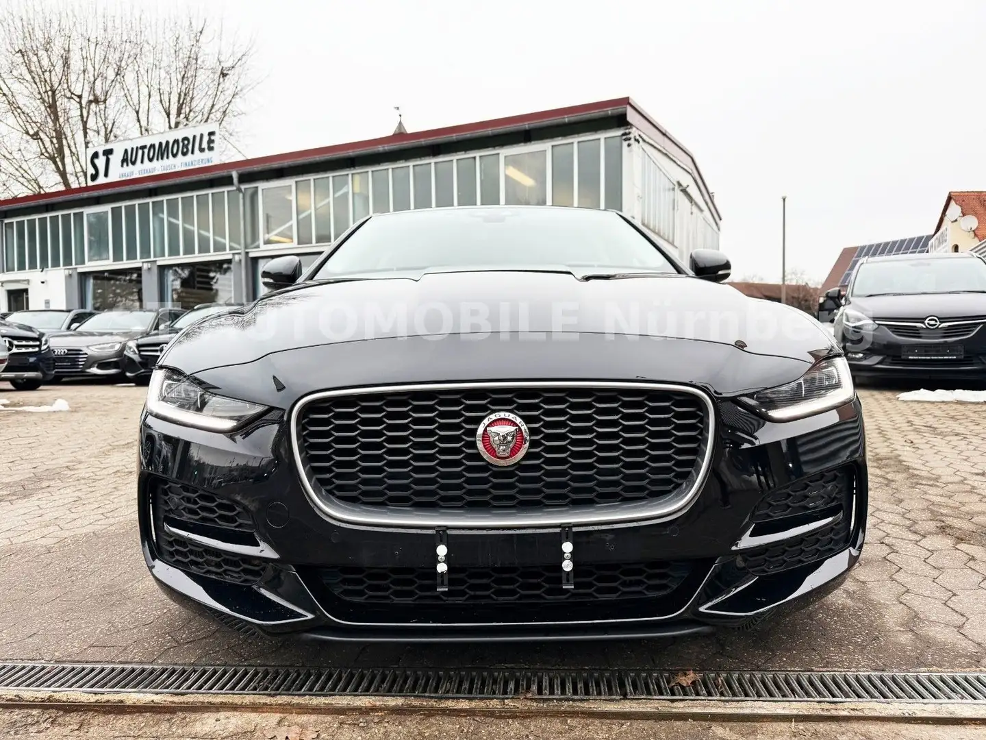 Jaguar XE S P250*LED*VOLLLEDER*TEMPO*KAMERA*PDC* Noir - 2