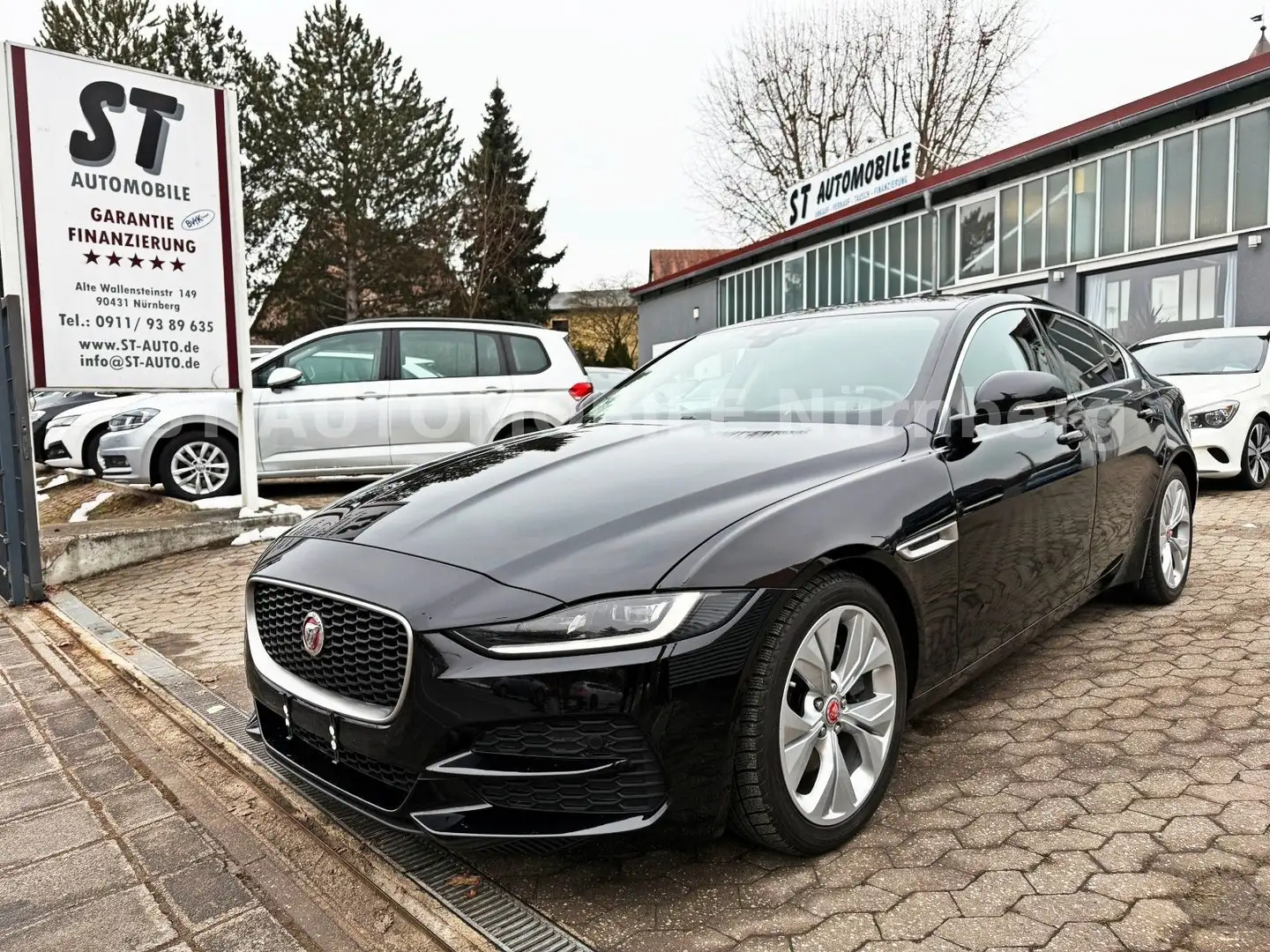 Jaguar XE S P250*LED*VOLLLEDER*TEMPO*KAMERA*PDC* Noir - 1