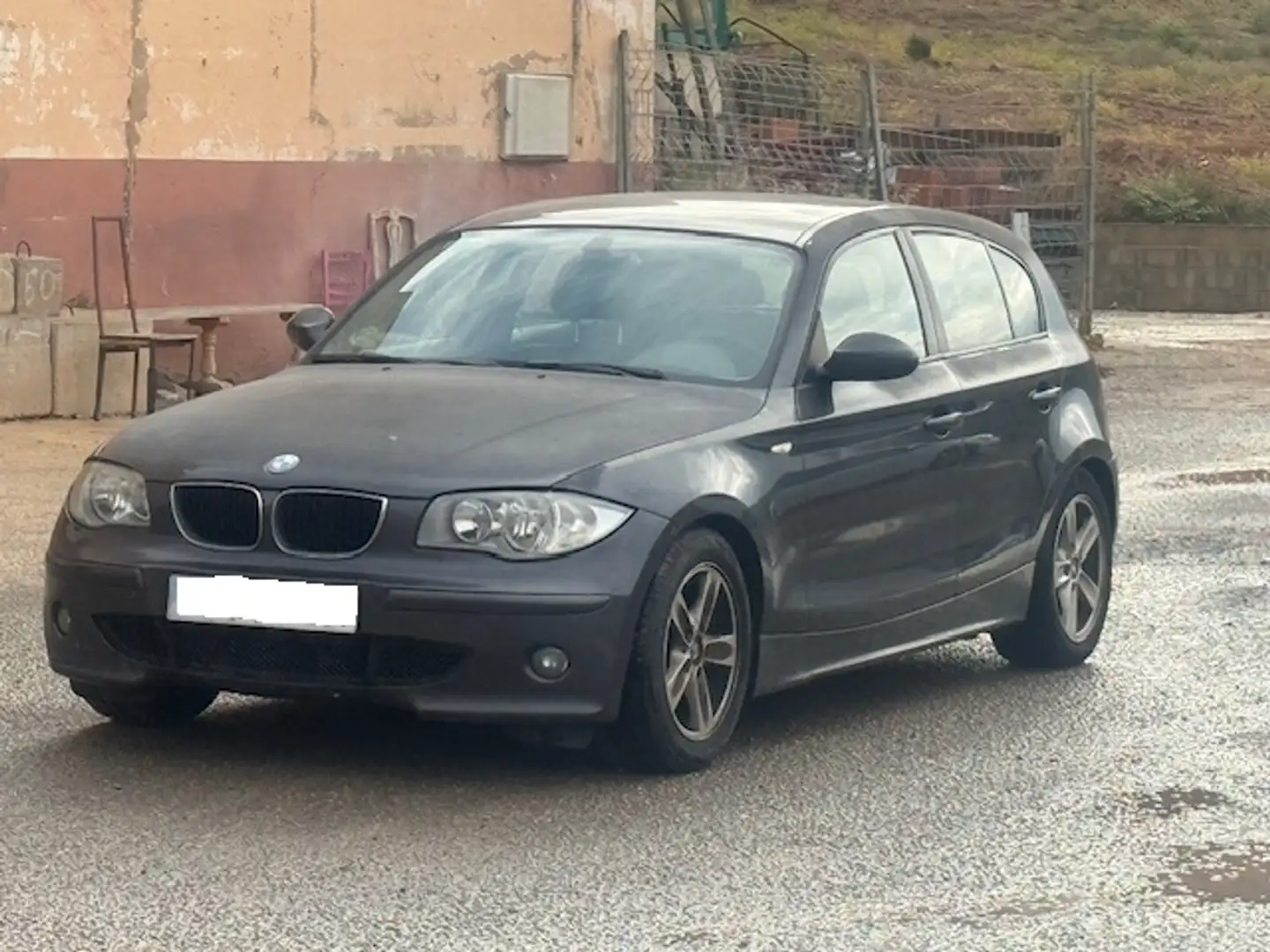 BMW 118 118d Gris - 1