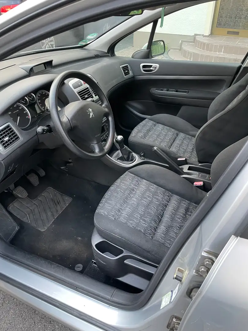Peugeot 307 307 110 Grand Filou Cool Silber - 2