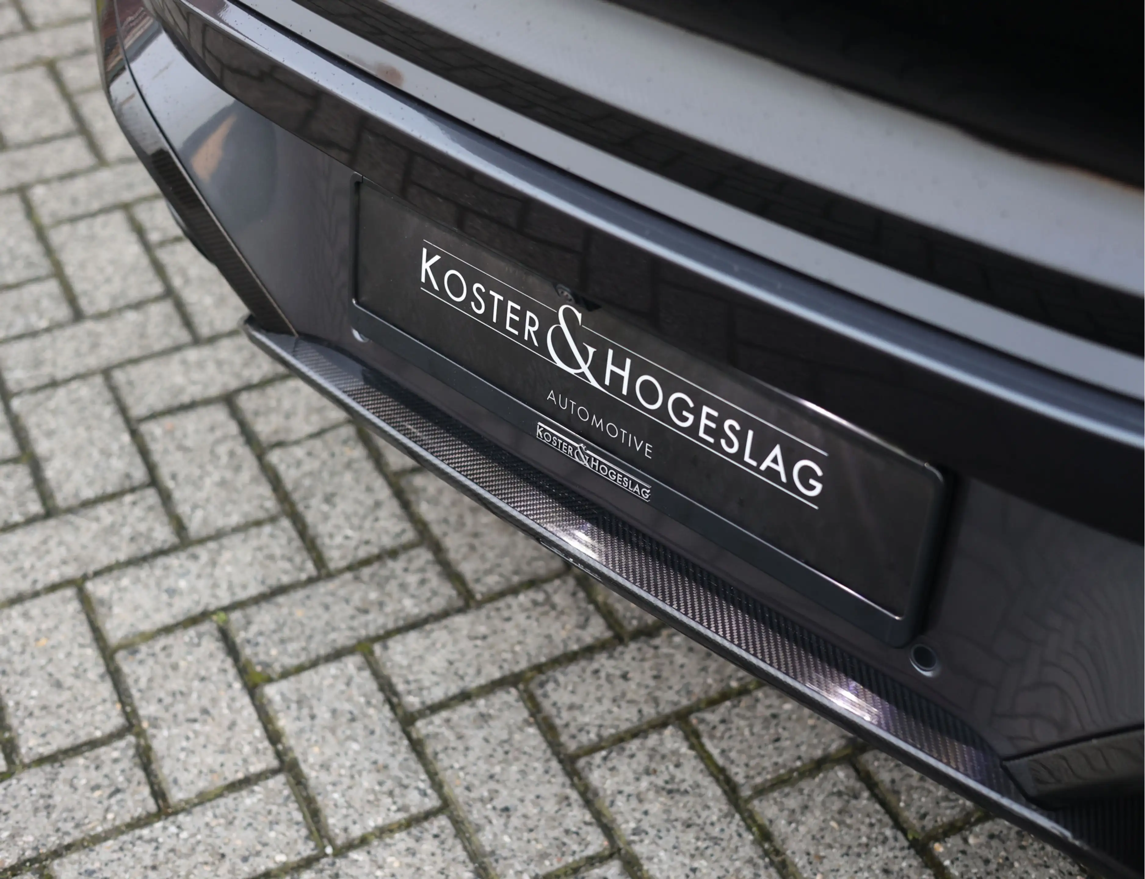 Aston Martin Vanquish 5.2 V12 Coupe | Q Epsilon Black - Nieuwstaat - B&W — photo 27