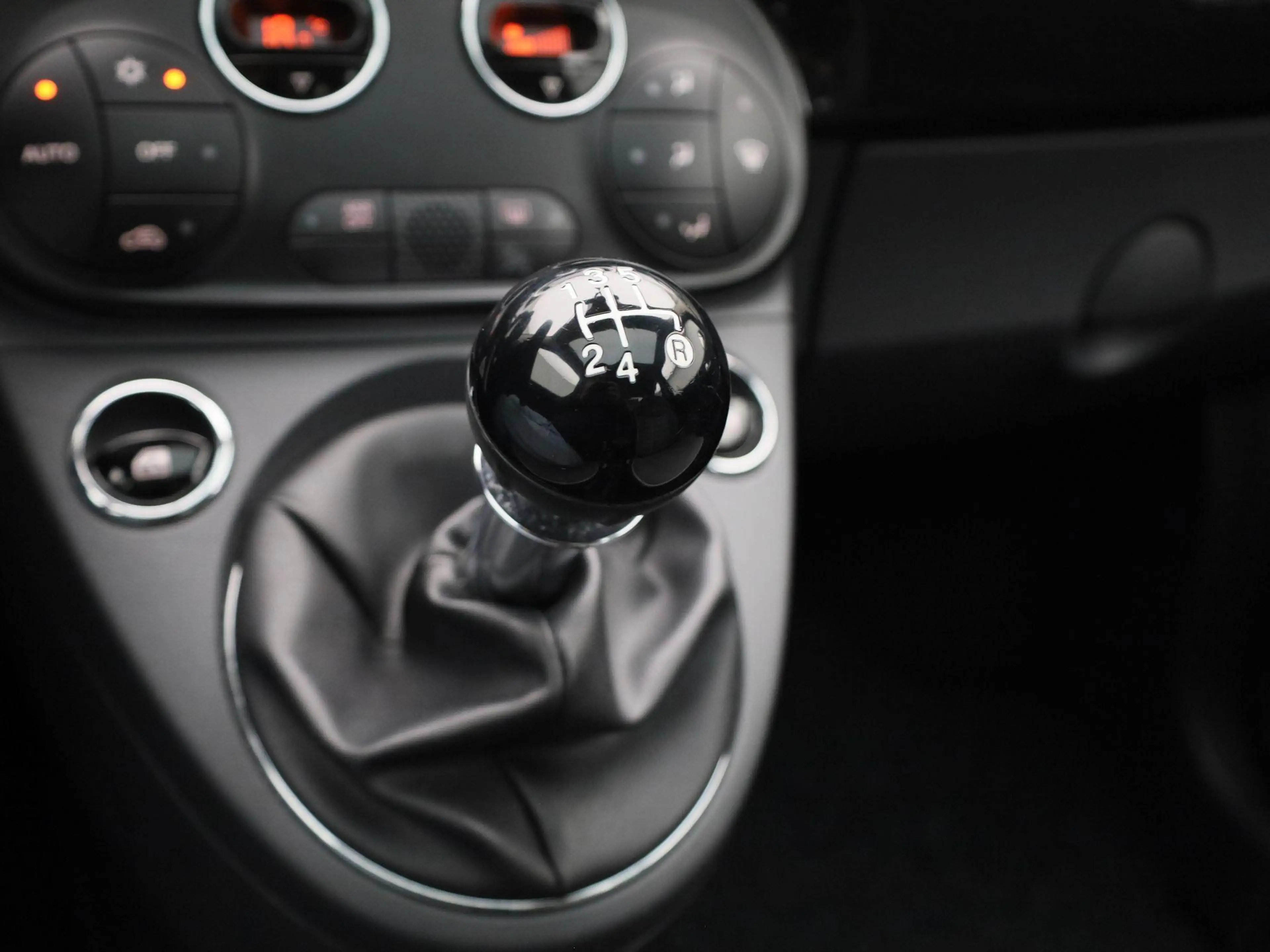 Fiat 500 1.2 500S | Climate Control | Bluetooth | Half Lede — photo 10