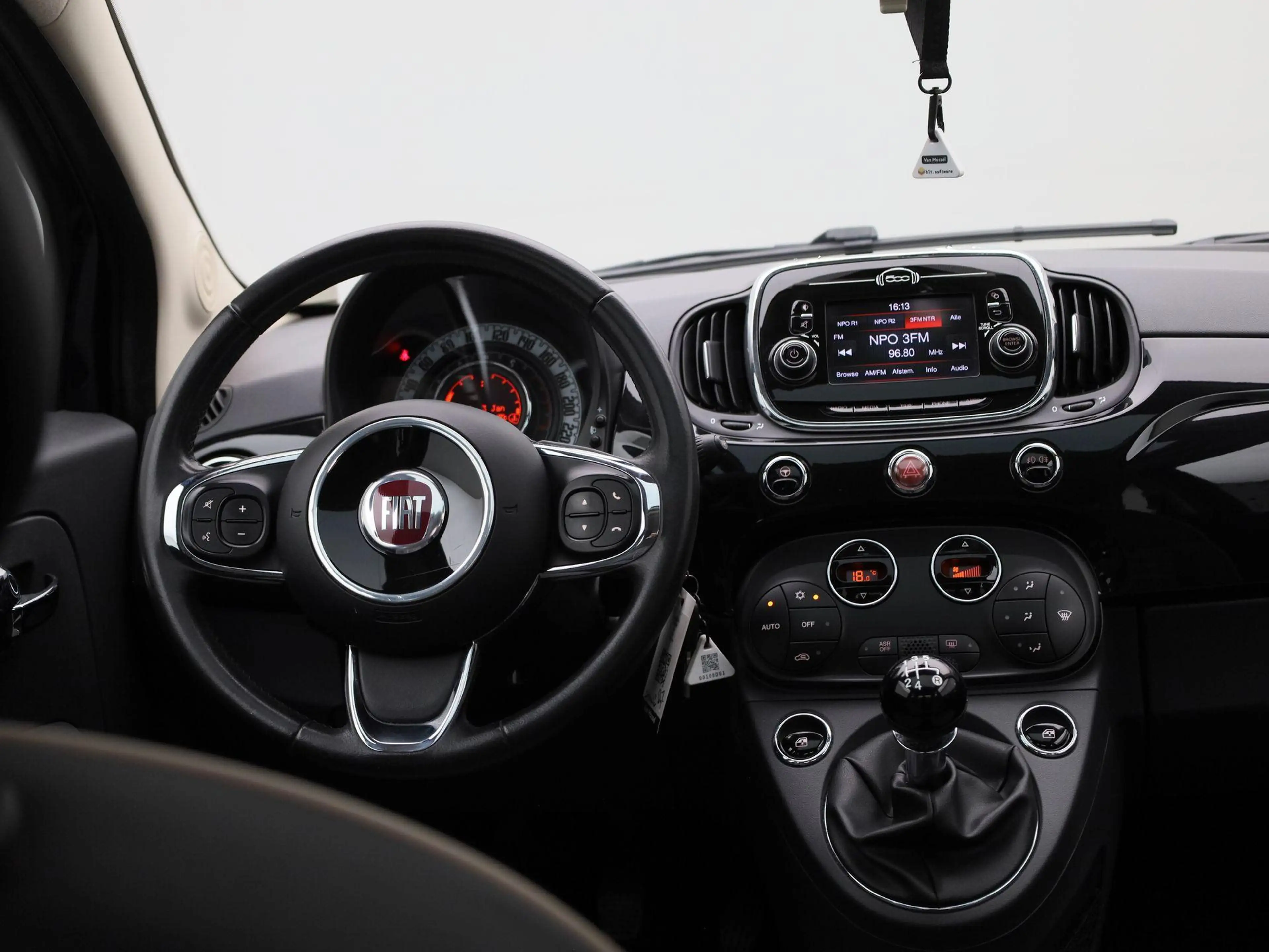 Fiat 500 1.2 500S | Climate Control | Bluetooth | Half Lede — photo 7