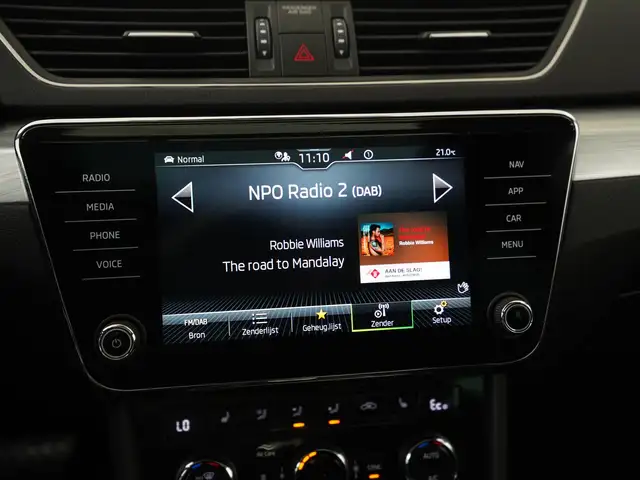 Skoda Superb view 16