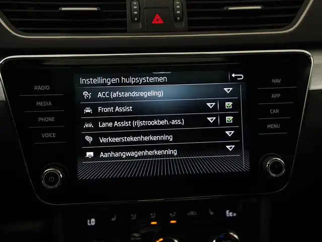Skoda Superb view 23