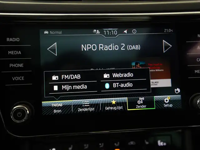 Skoda Superb view 17
