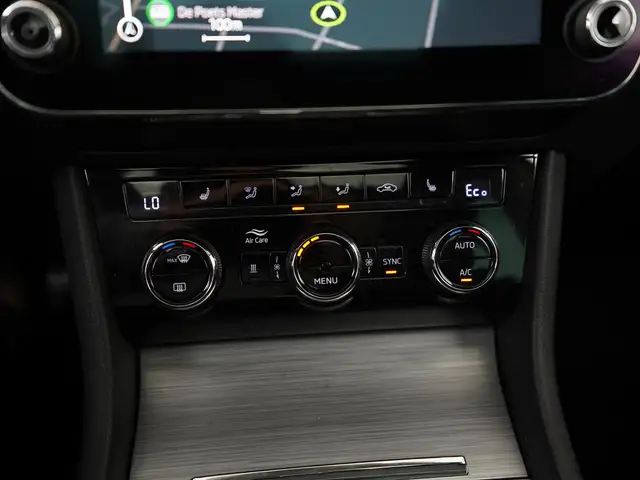 Skoda Superb view 13