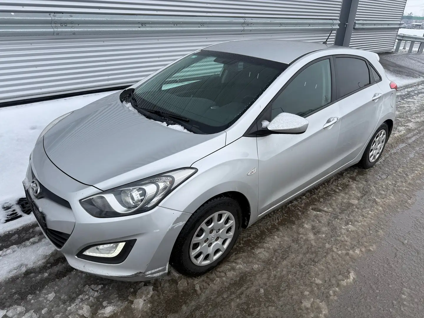 Hyundai i30 1,4 CVVT Europe Plus ID:2 Silber - 1