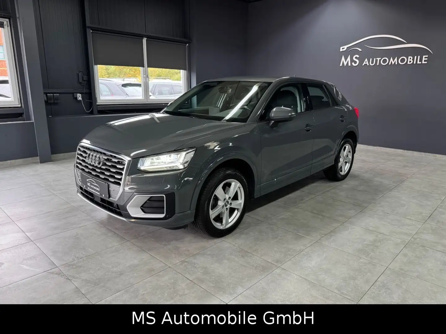 Audi Q2 sport S-tronic Virtual Cockpit Gris - 2