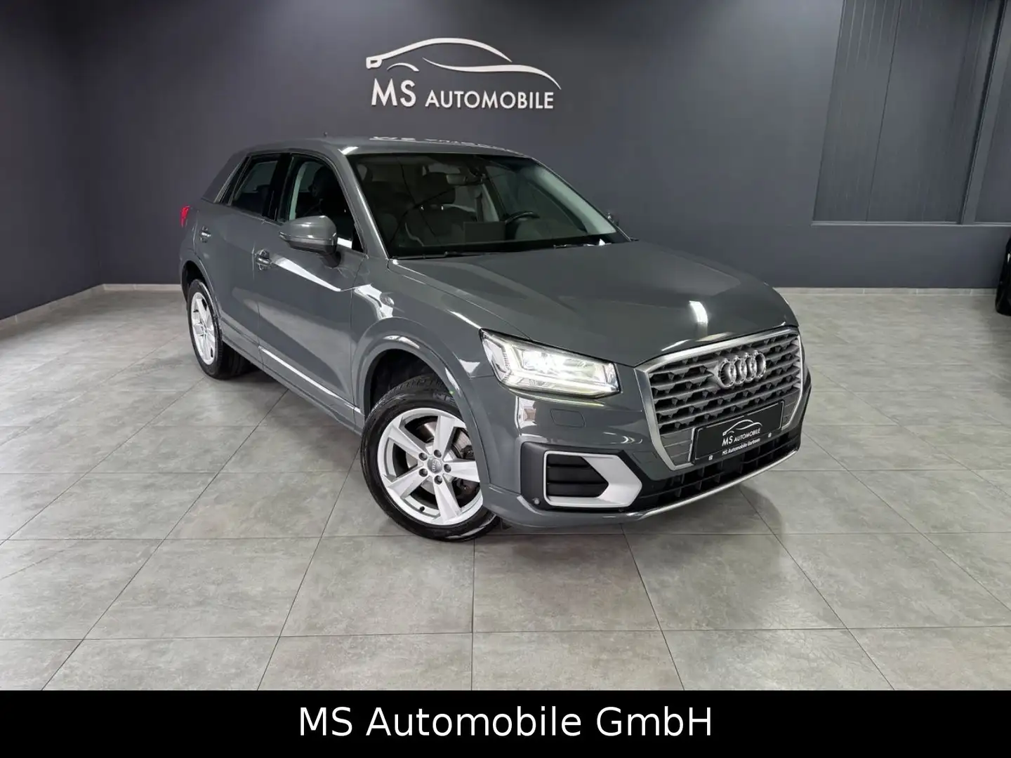 Audi Q2 sport S-tronic Virtual Cockpit Gris - 1