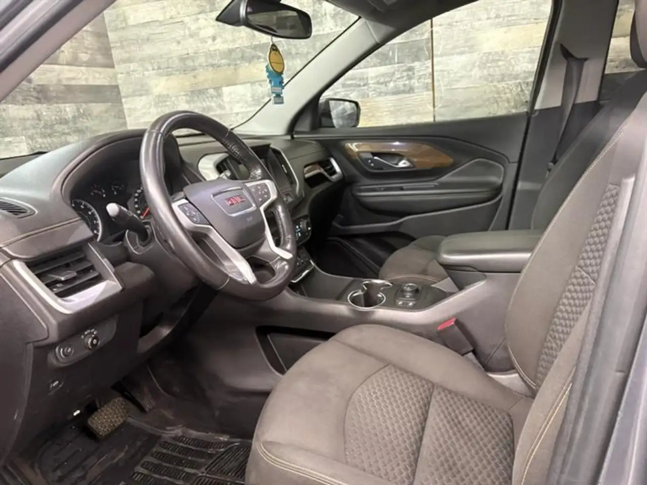 GMC Terrain снимка GMC Terrain