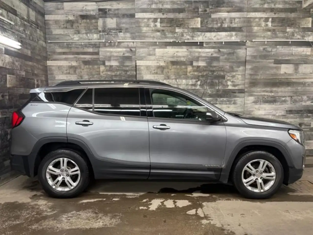 GMC Terrain снимка GMC Terrain