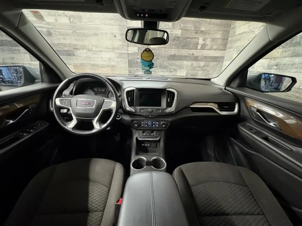 GMC Terrain снимка GMC Terrain