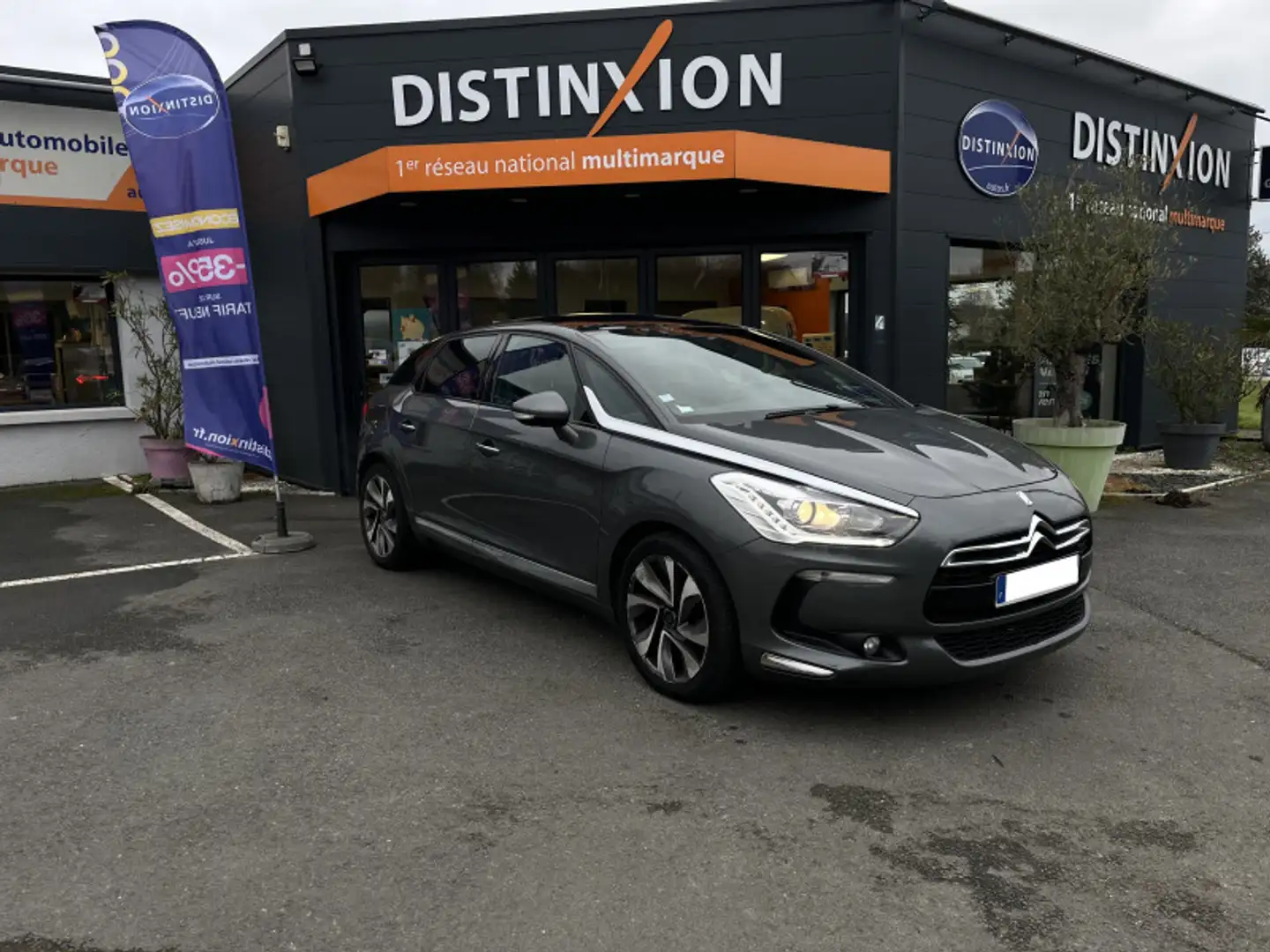 Citroen DS5 2.0 HDI160 SPORT CHIC Gris - 1