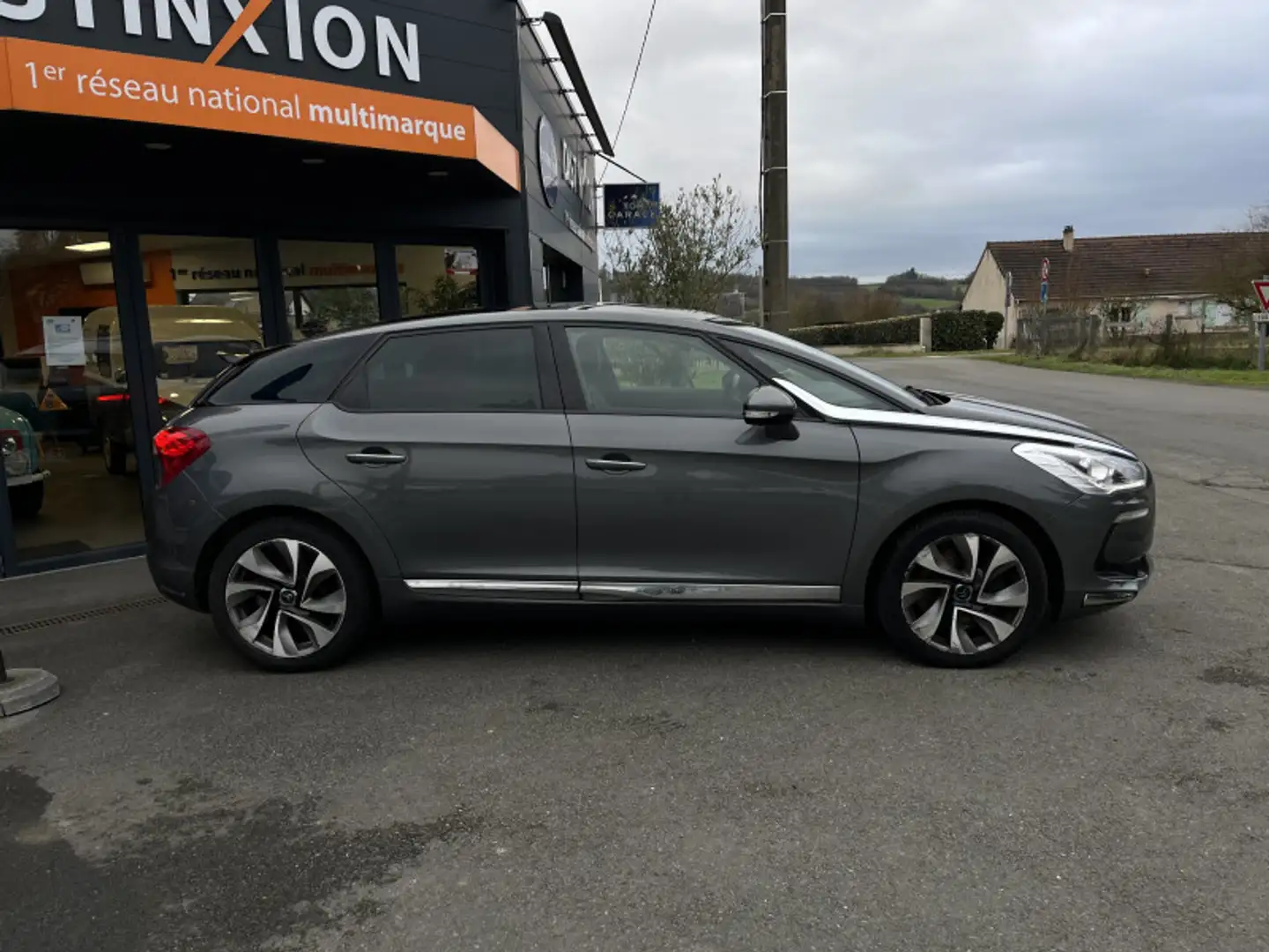 Citroen DS5 2.0 HDI160 SPORT CHIC Gris - 2