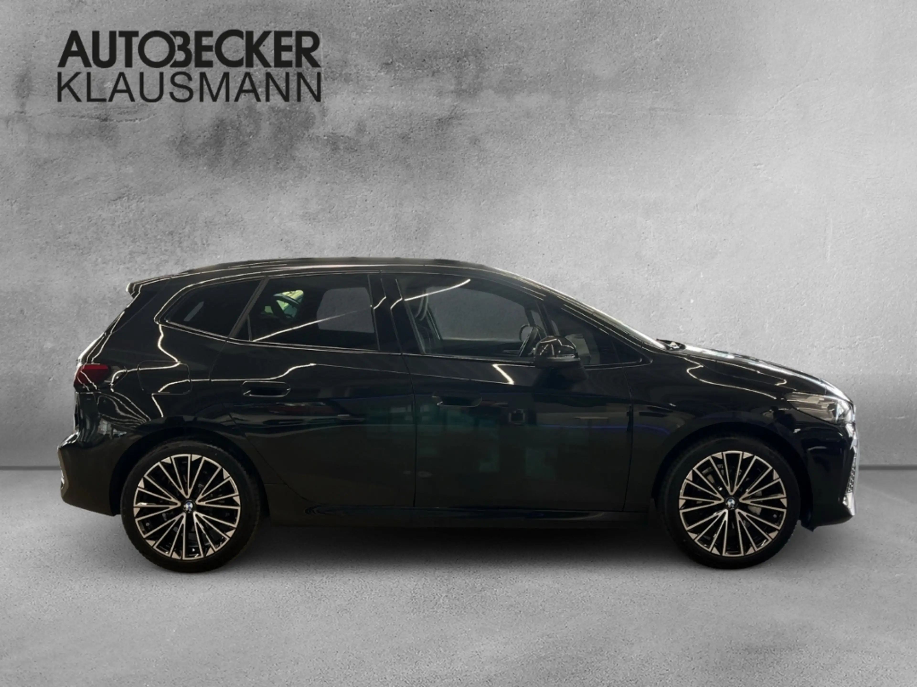 BMW 225 M Sport e xDrive Park-Assistent — photo 4