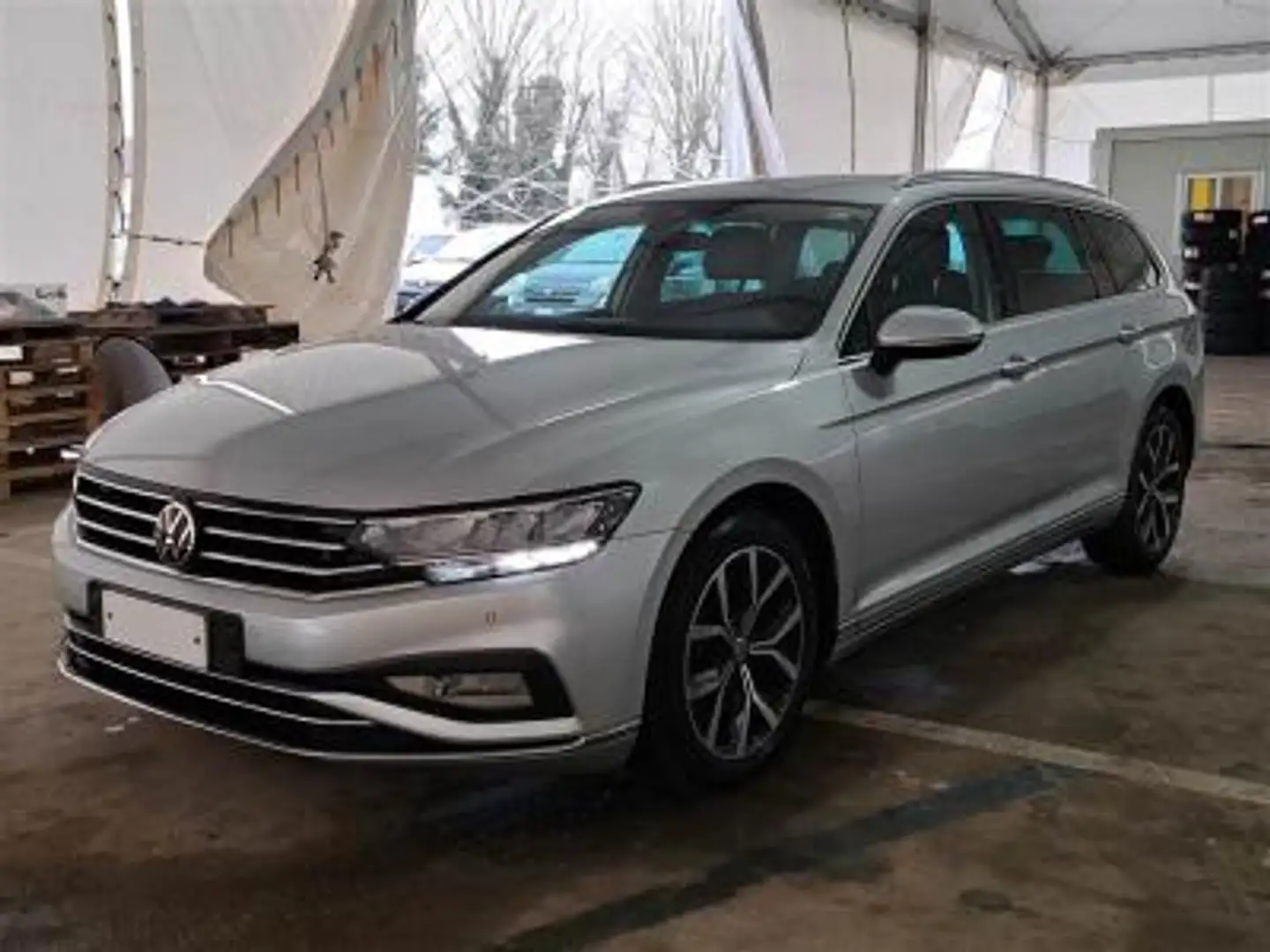 Volkswagen Passat Variant 2.0 tdi Executive 200cv dsg Silber - 1