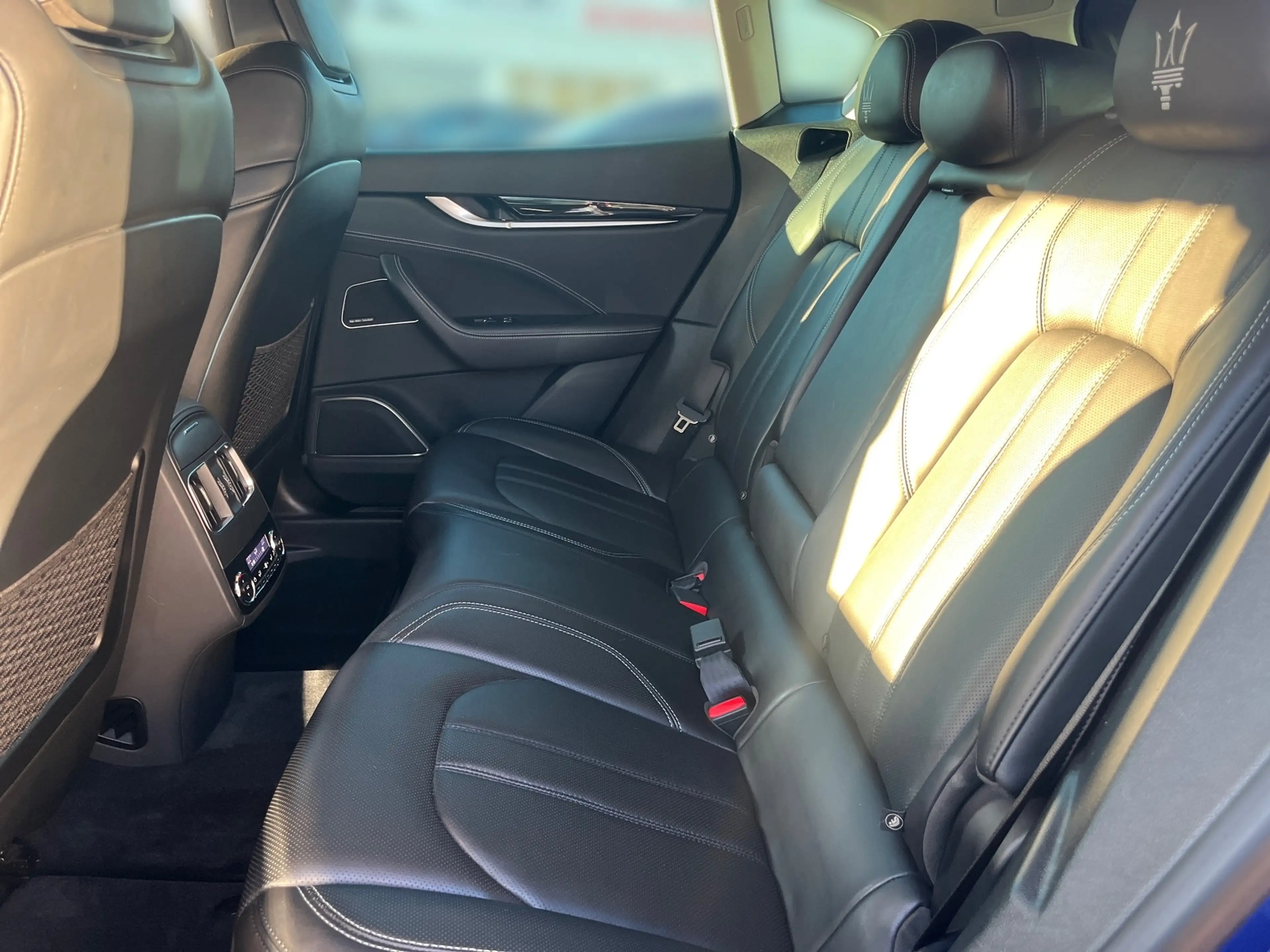 Maserati Levante Levante SQ4 — photo 8