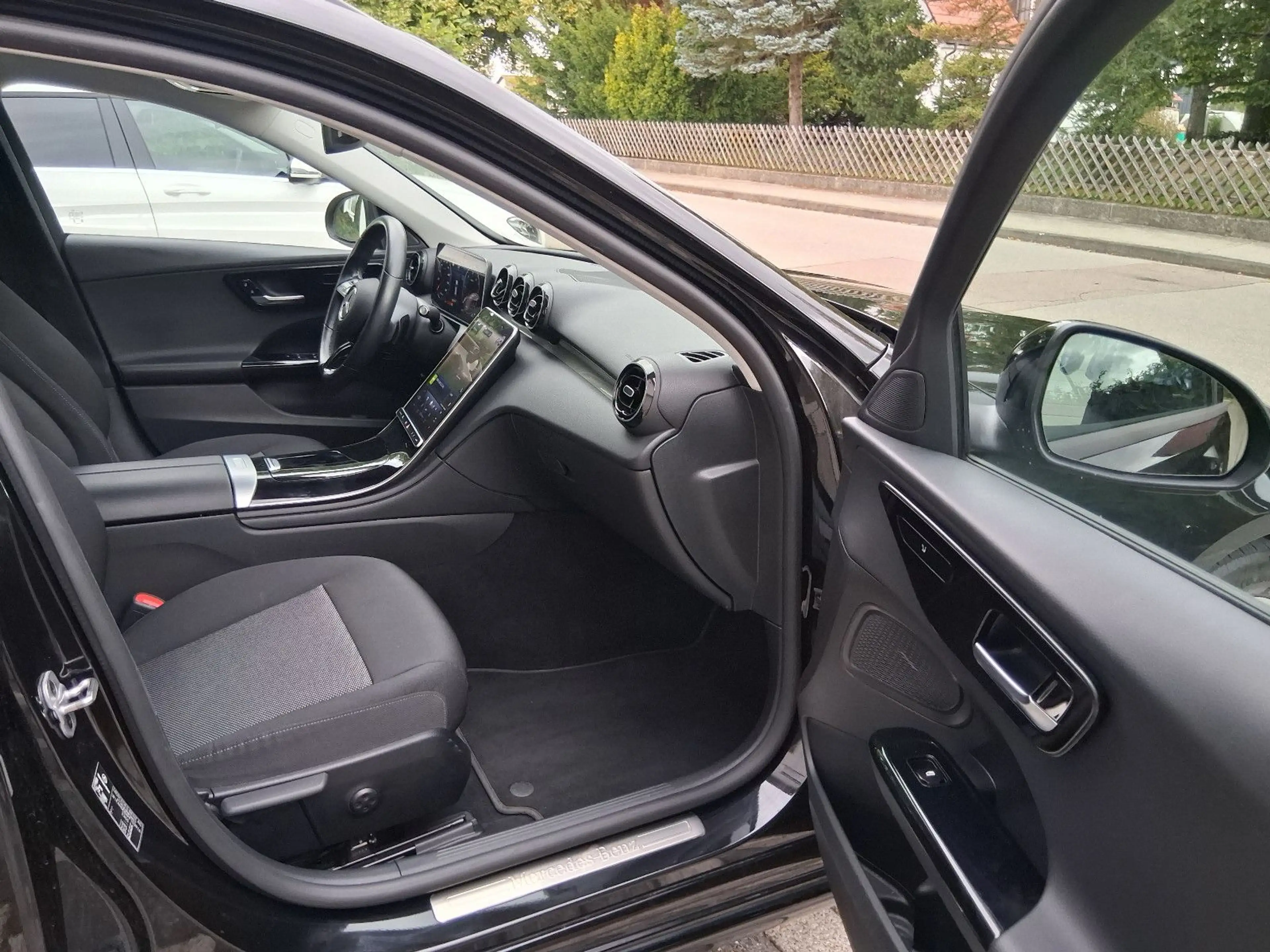 Mercedes-Benz C 220 C T-Modell  LED Scheinwerfer, Top gepfelgt — photo 10