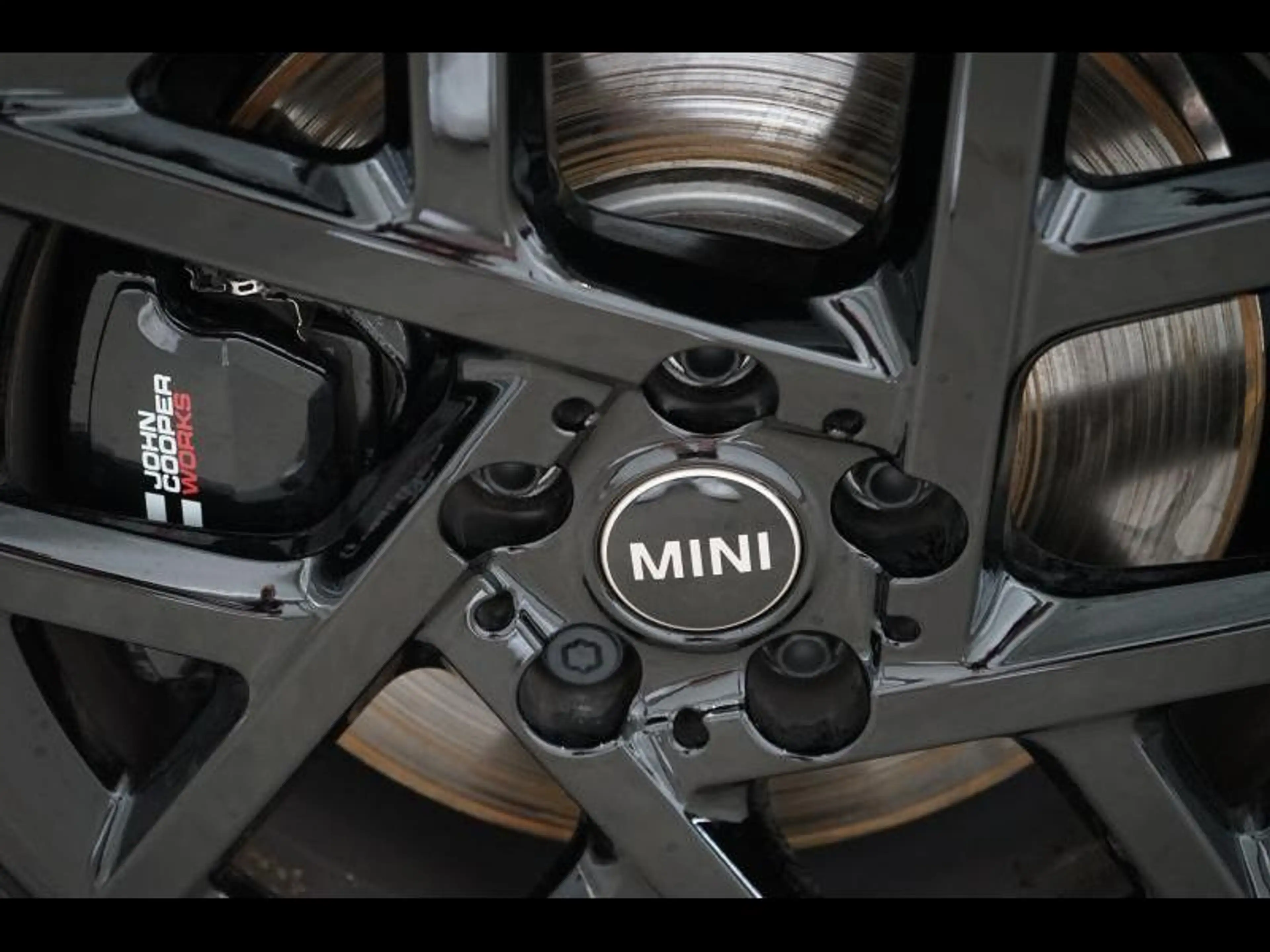 MINI Cooper Cabrio JCW PACK - NAVI - HARMAN-KARDON — photo 12