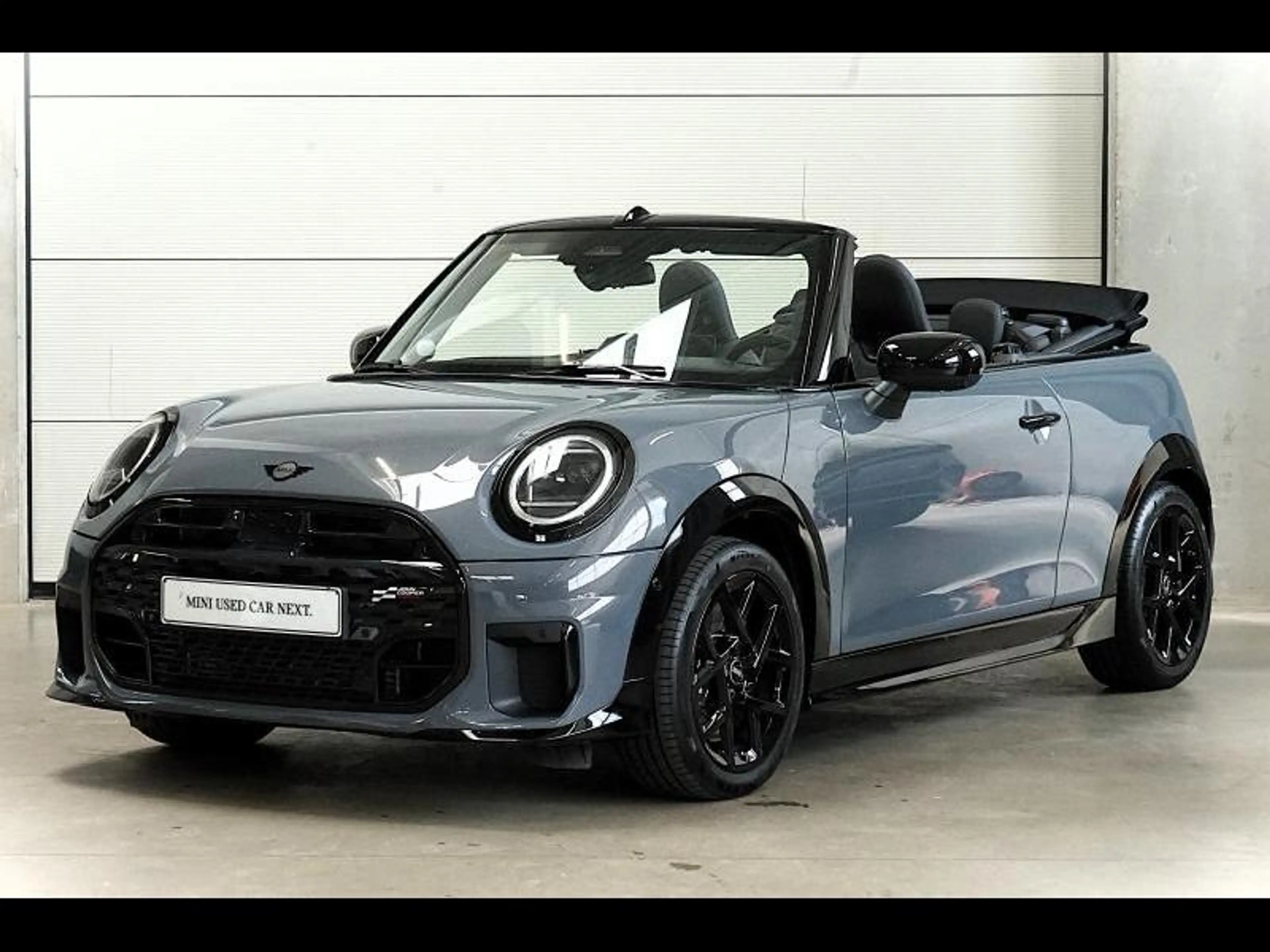 MINI Cooper Cabrio JCW PACK - NAVI - HARMAN-KARDON