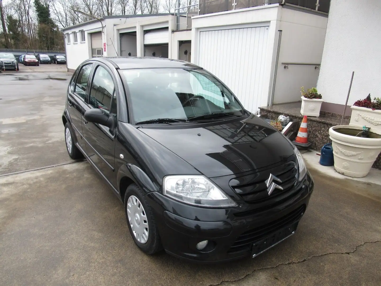 Citroen C3 1.4 Tonic,KLIMA,E-FENSTER,59000 KM. Schwarz - 2