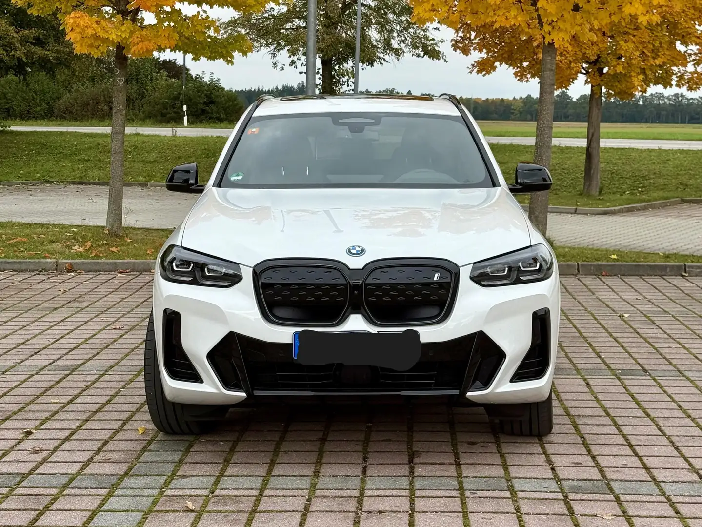 BMW iX3 iX3 Impressive Weiß - 2