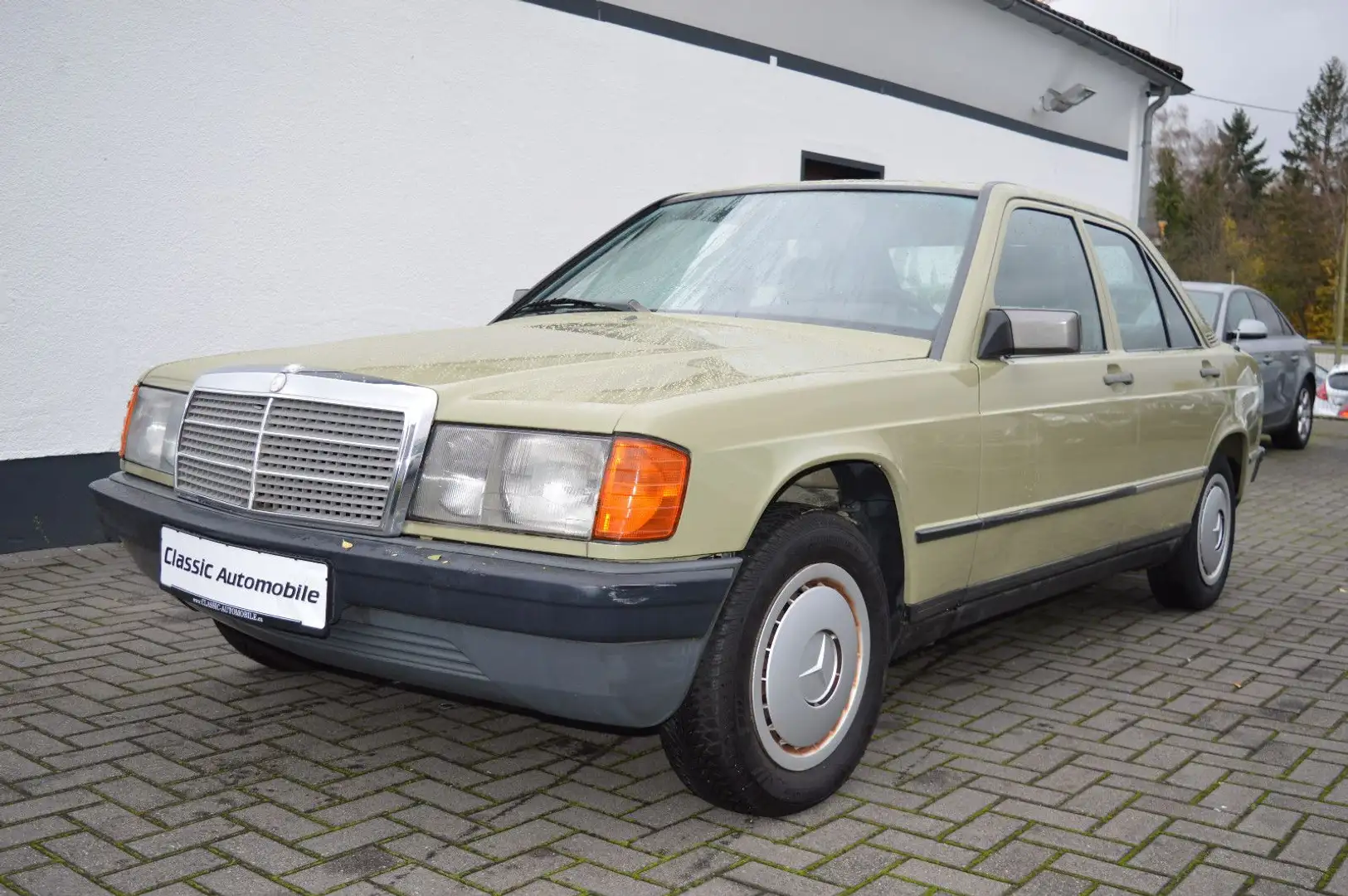 Mercedes-Benz 190 Diesel *1.Hand*Originalzustand* zelena - 1