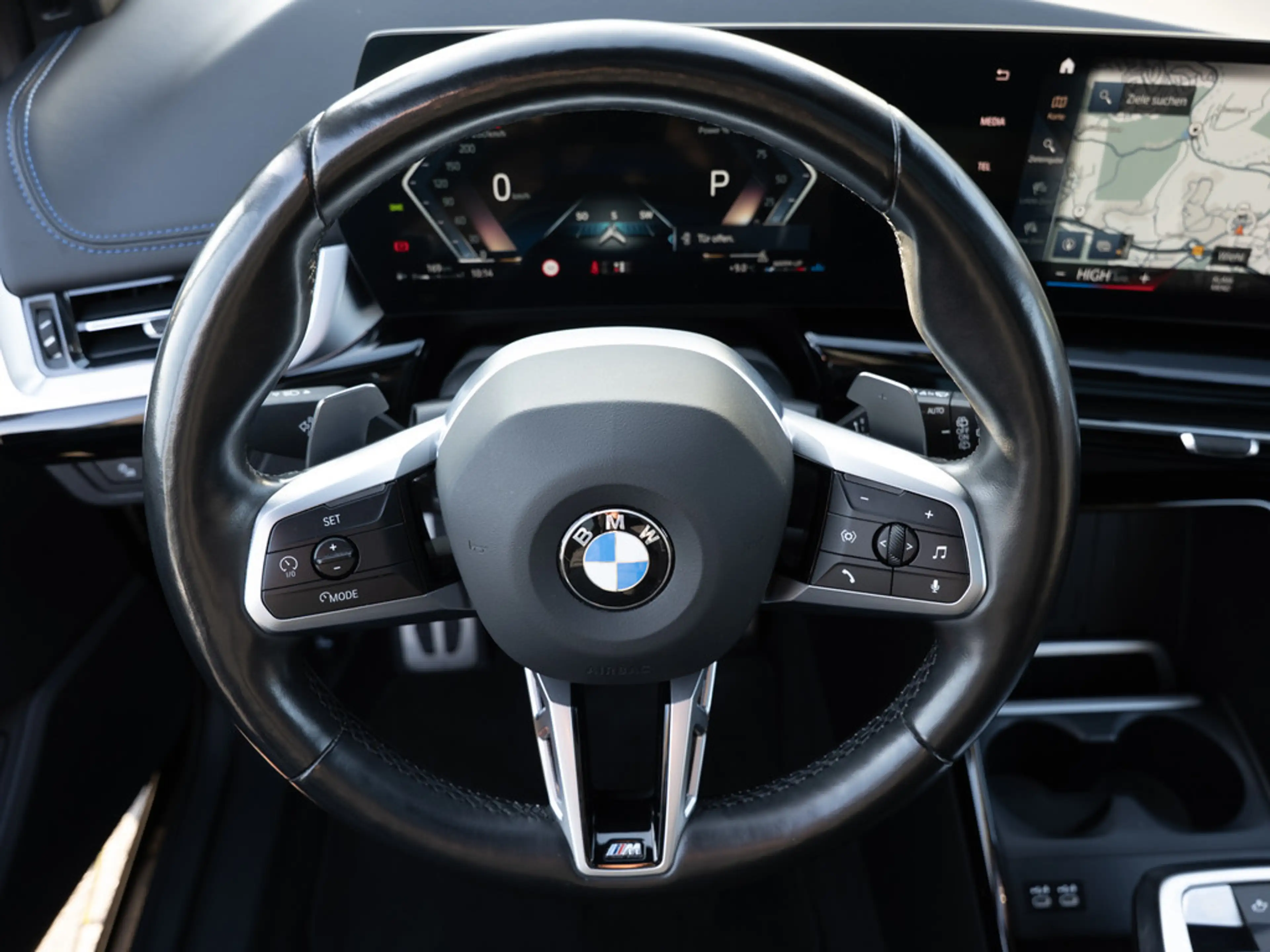 BMW 220 Active Tourer M-Sport PANO AHK HUD 360° — photo 15