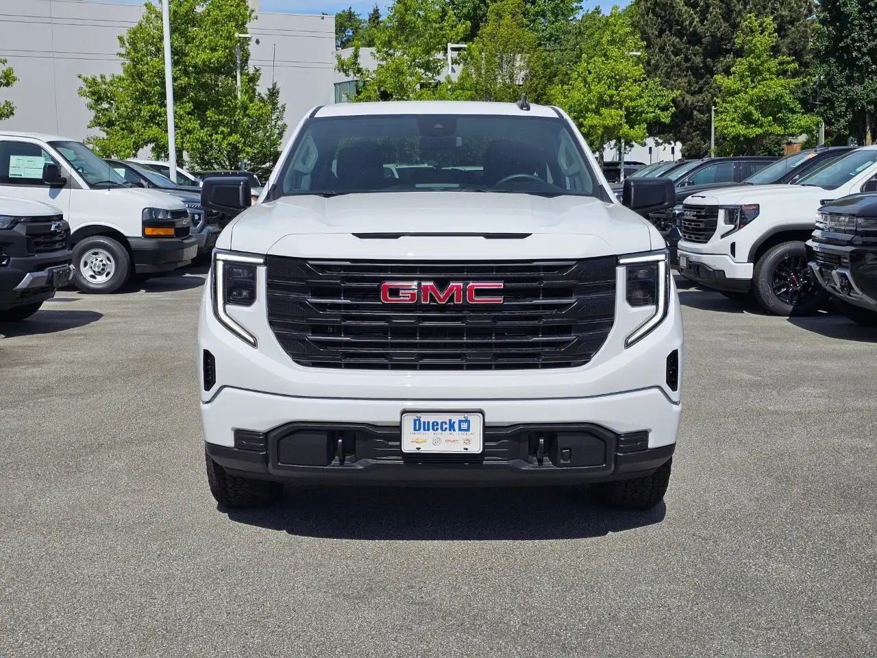 GMC Sierra 1500 снимка GMC Sierra 1500