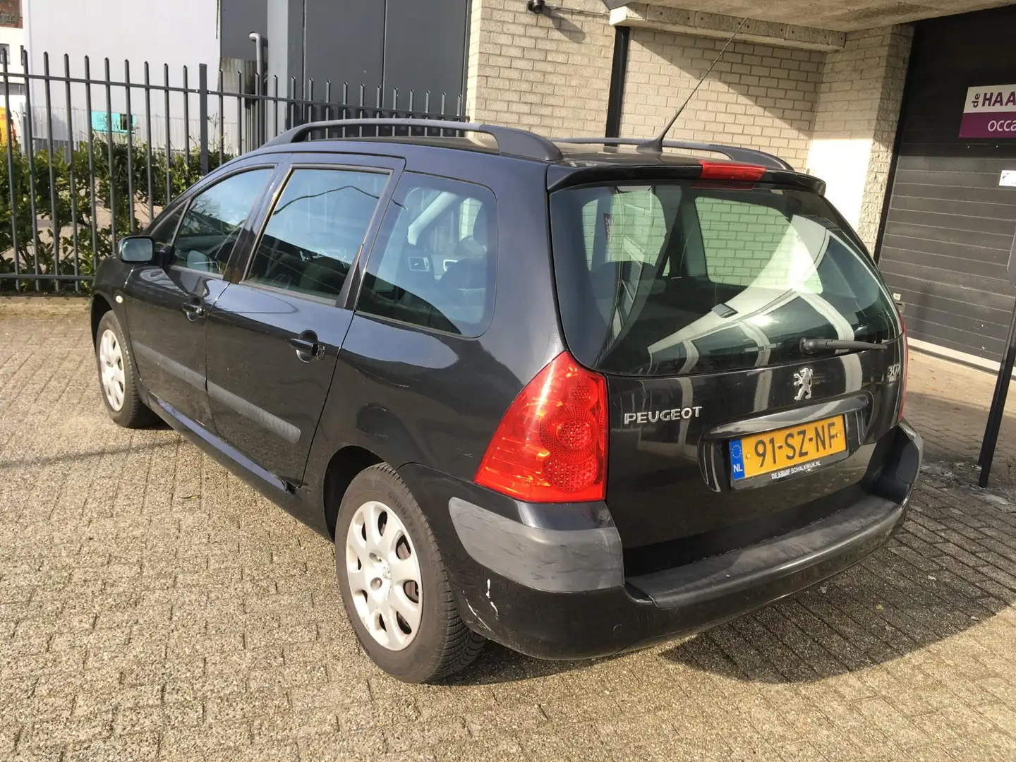 Peugeot 307 Break 1.4-16V XR / AIRCO / CRUISE / APK OKTOBER 20 Negro - 2