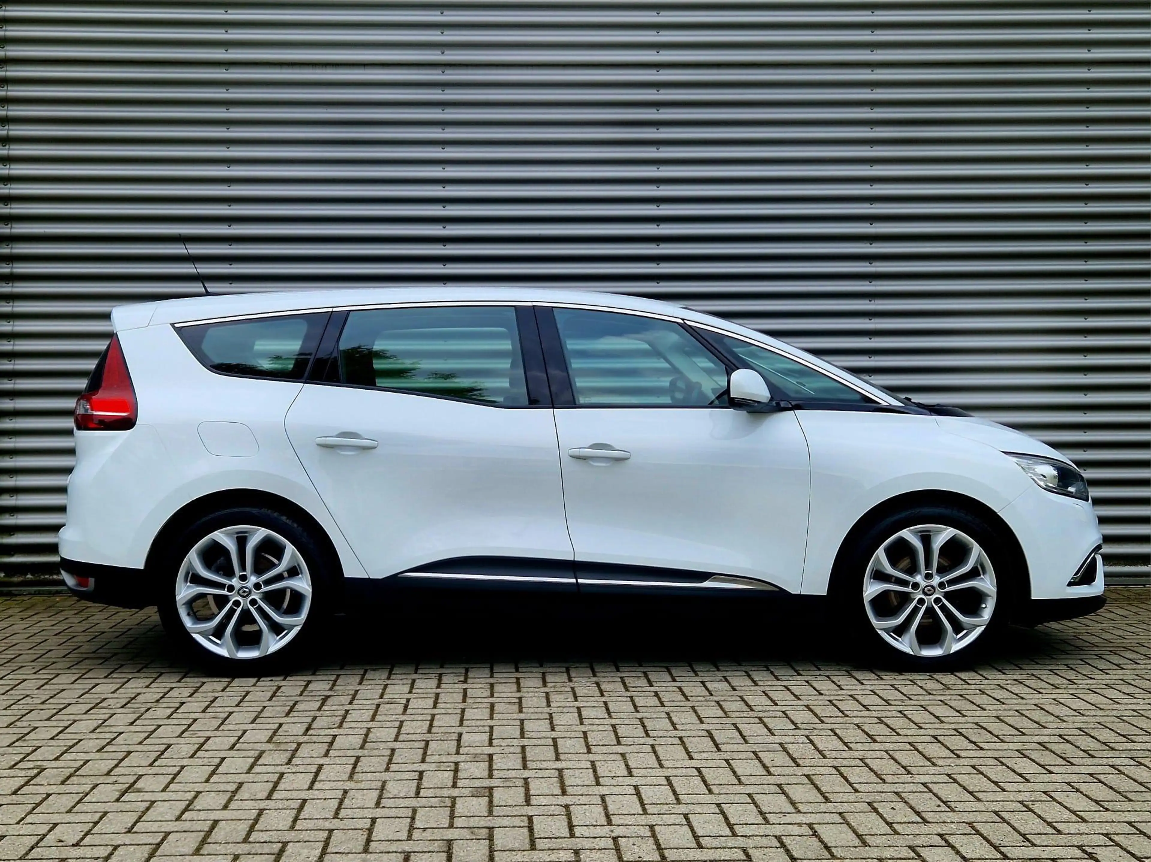 Renault Grand Scenic 1.3 TCe Bose Automaat / 7 Persoons — photo 5