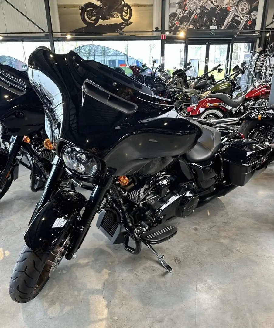 Harley-Davidson Street Glide street glide ST 117 - 1
