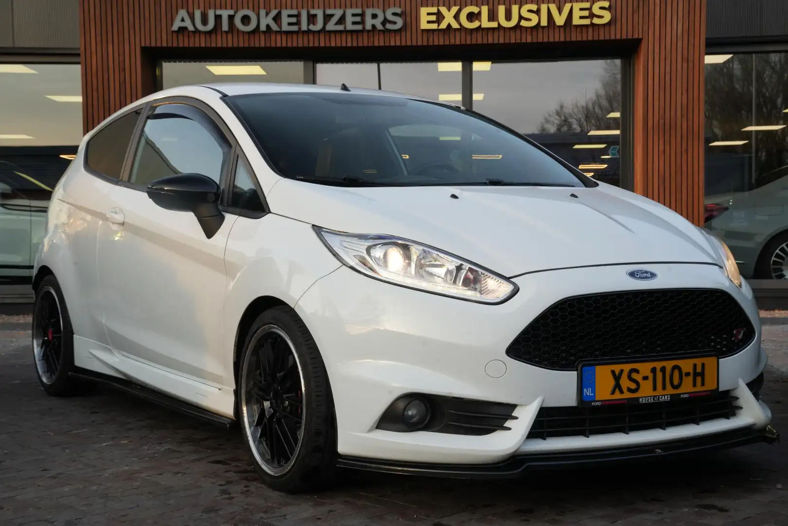 Ford Fiesta 1.6 ST2 Recaro Stoelverwarming Clima LED Blanc - 1