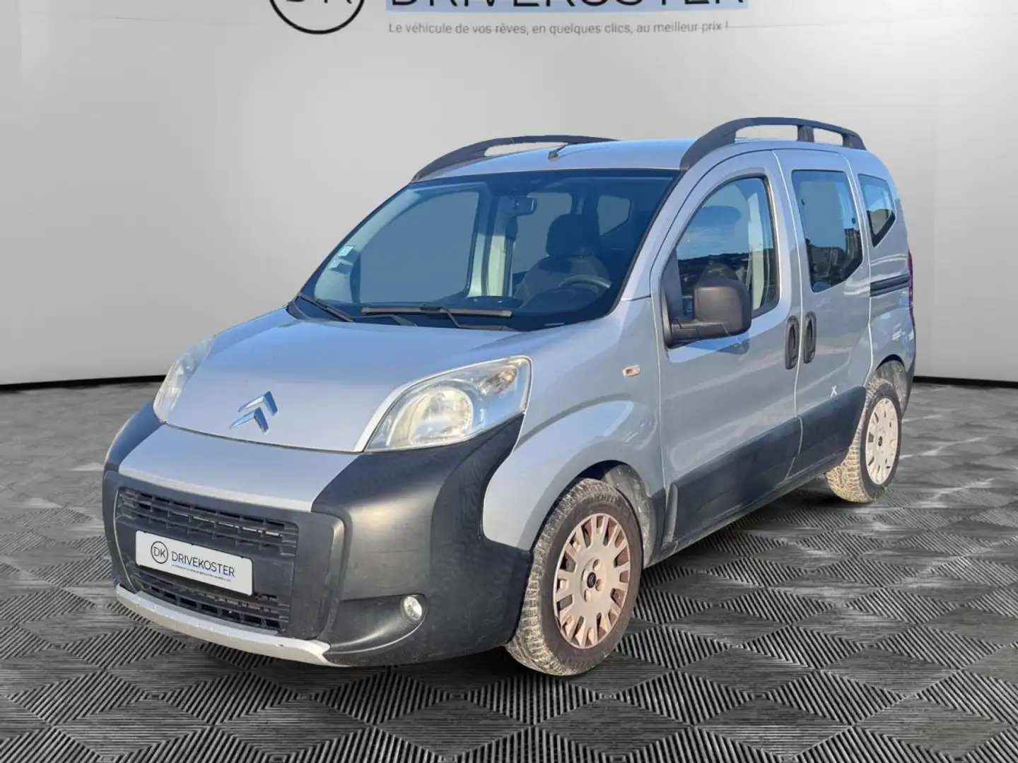 Citroen Nemo Nemo 1.3 HDi 75 cv Finition XTR Gris - 1
