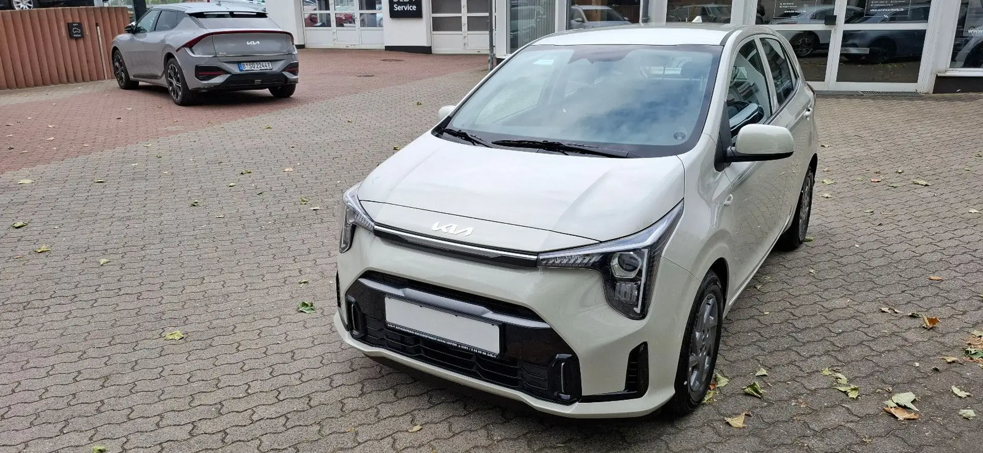 Kia Picanto Vision Beige - 1