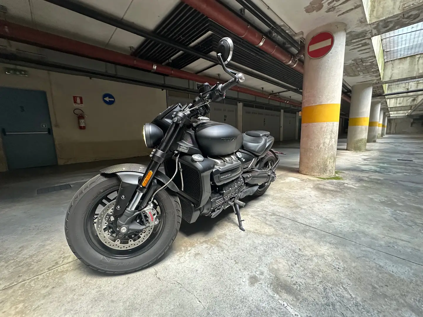 Triumph Rocket 3 R Black edition Schwarz - 1