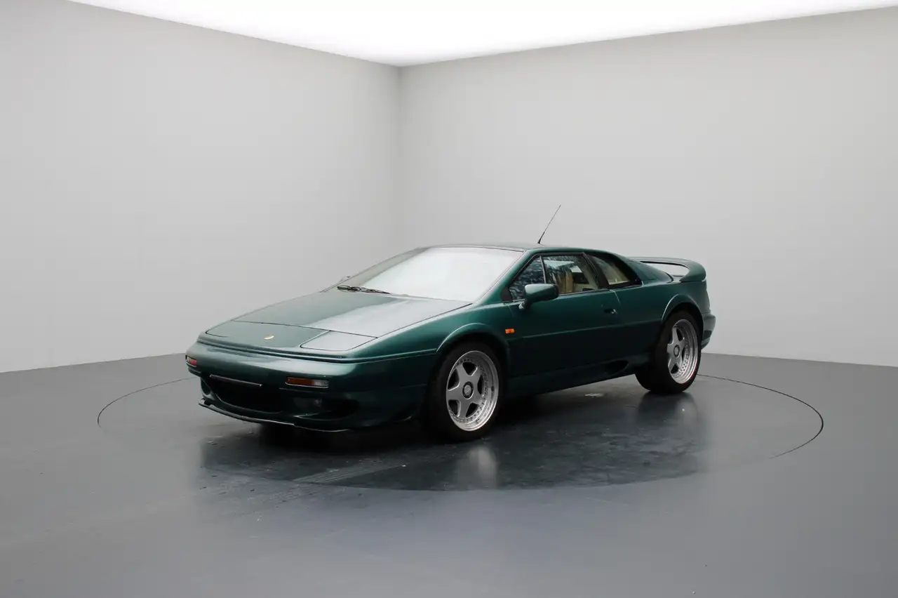 Lotus Esprit 3.5 Turbo V8, foto 2