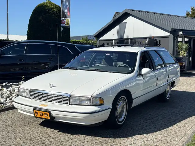 1991 Chevrolet Caprice in White for sale