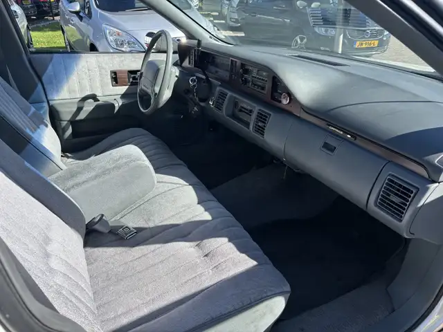 Chevrolet Caprice view 13