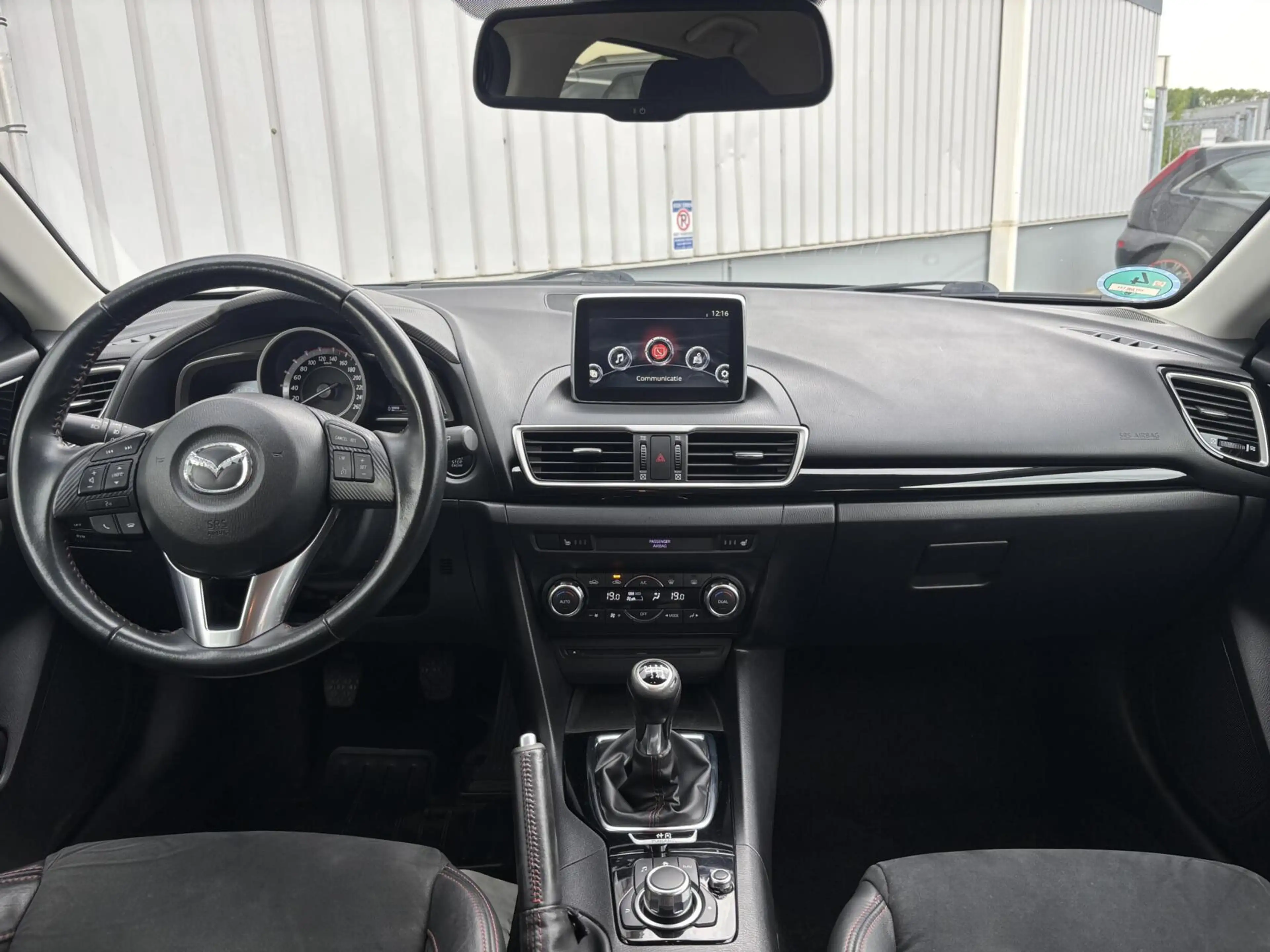 Mazda 3 2.0 SkyActiv-G 120 GT-M | Camera | Dodehoek | Stoe — photo 5