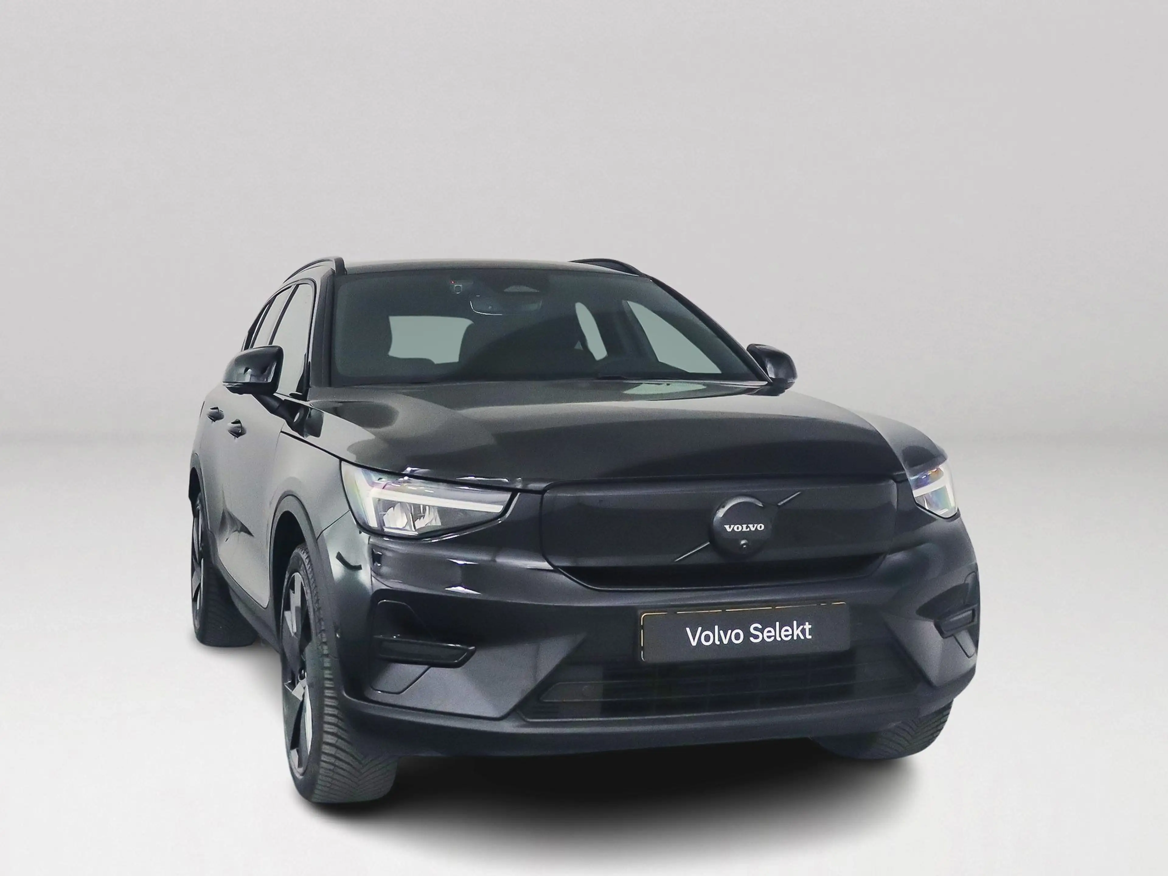 Volvo EX40 Single Motor Extended Range Plus Black Ed. 82 kWh — photo 9