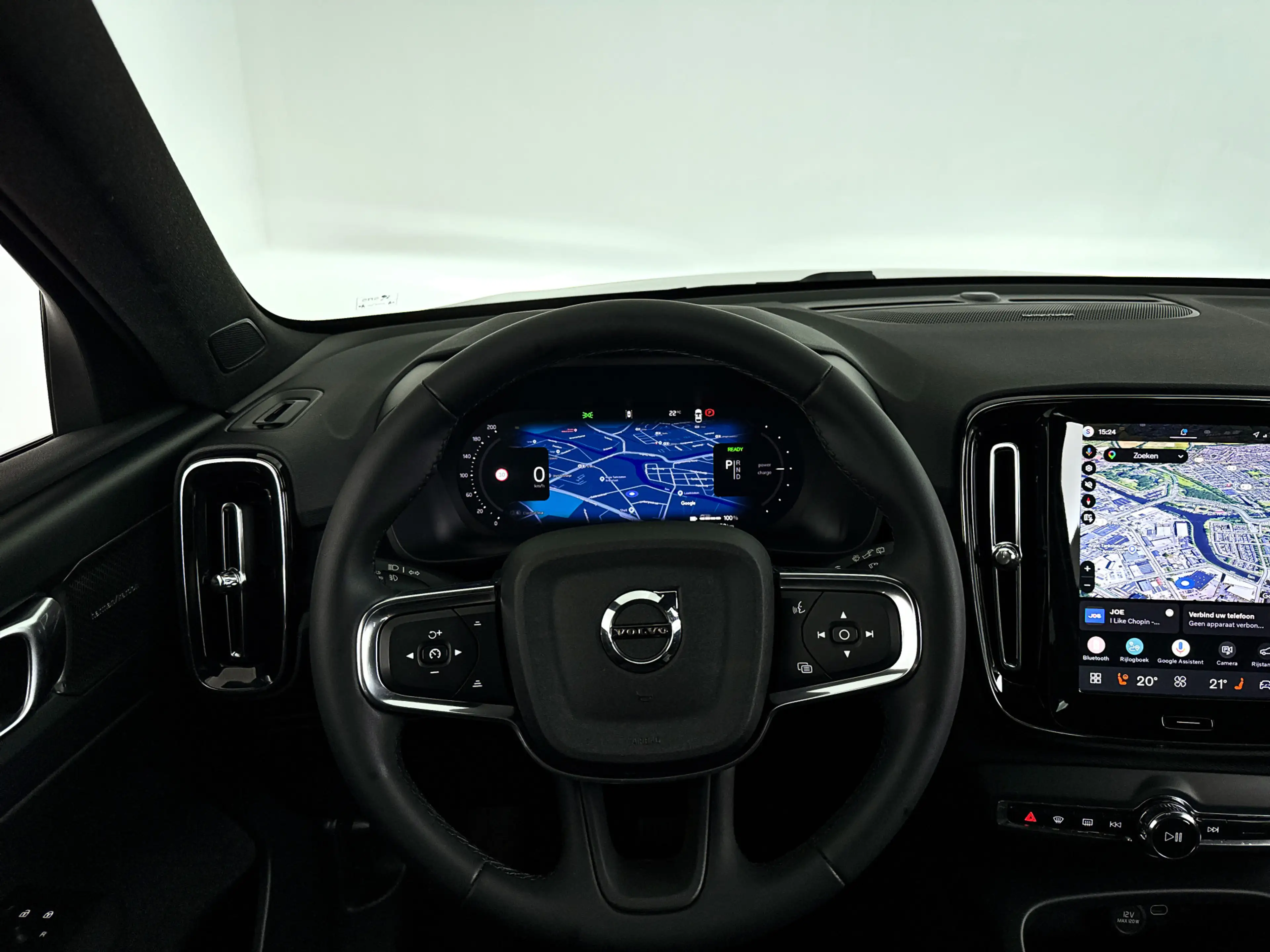 Volvo EX40 Single Motor Extended Range Plus Black Ed. 82 kWh — photo 14