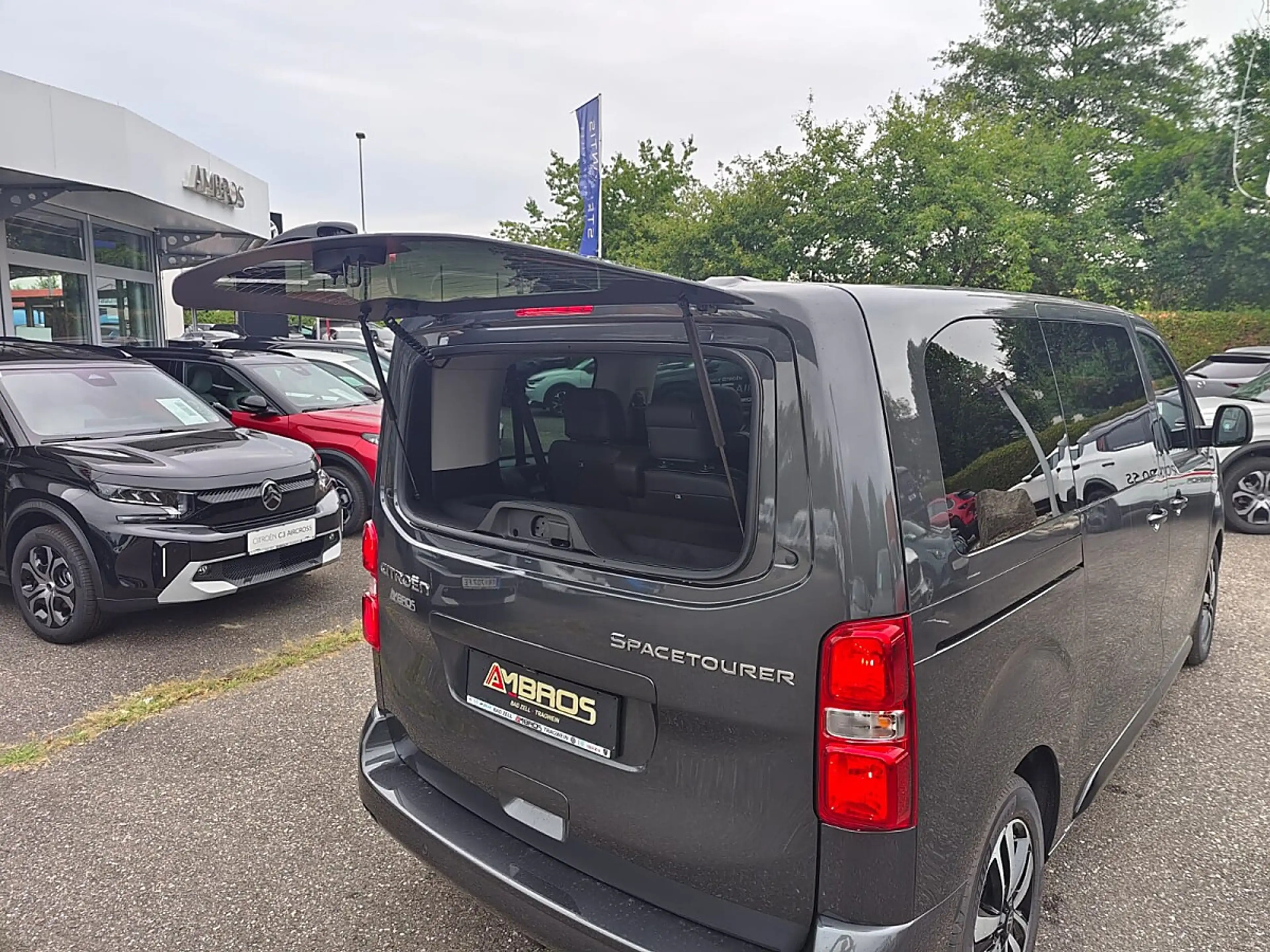 Citroen Spacetourer Diesel 180 S&S EAT8 M Business — photo 7