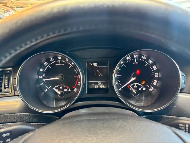 Skoda Superb view 15