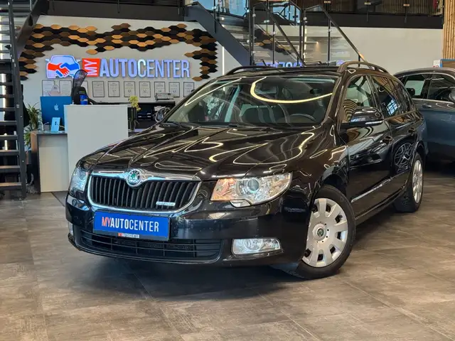 2013 Skoda Superb in Black for sale