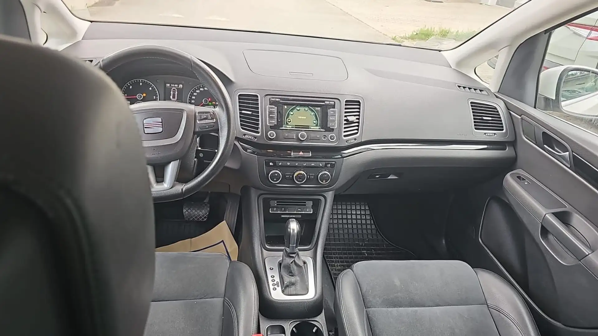 SEAT Alhambra Alcantra Orginal Weiß - 1
