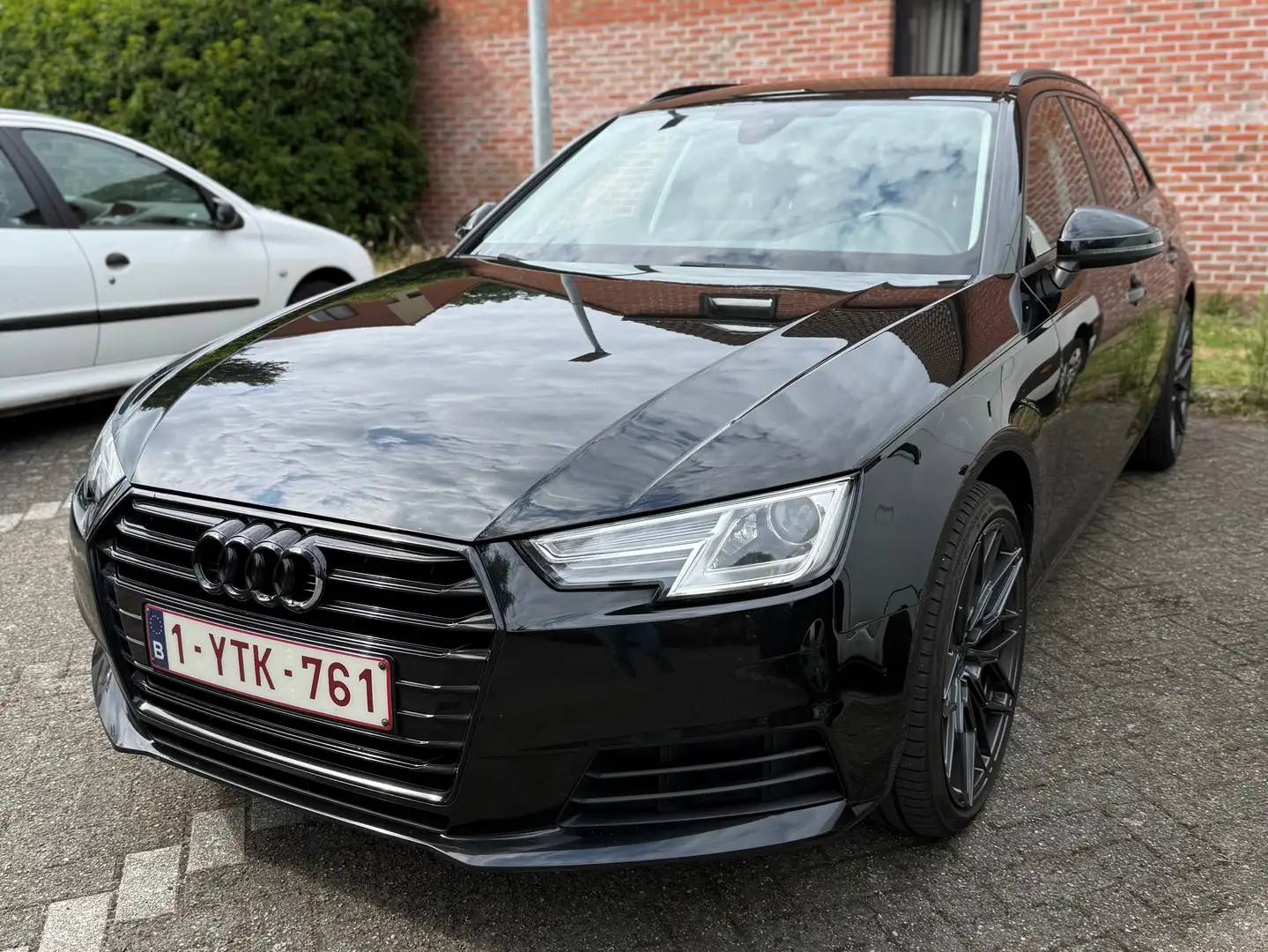 Audi A4 A4 Avant 2.0 TDI Noir - 2